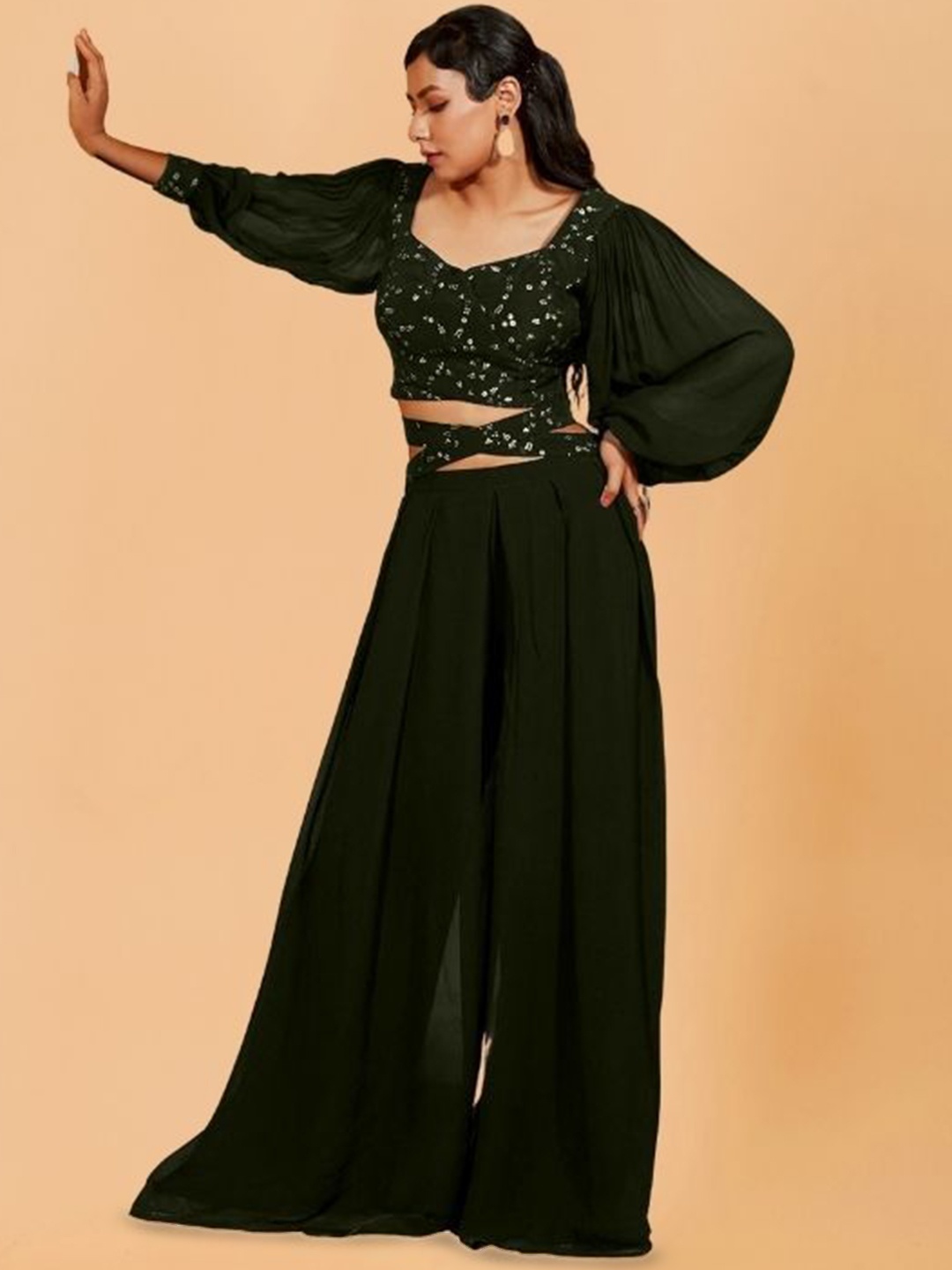 PARROT CREATION Floral Embroidered Sweetheart Neck Crop Top With Palazzos, Olive
PARROT CREATION Floral Embroidered Sweetheart Neck Crop Top With Palazzos, Olive