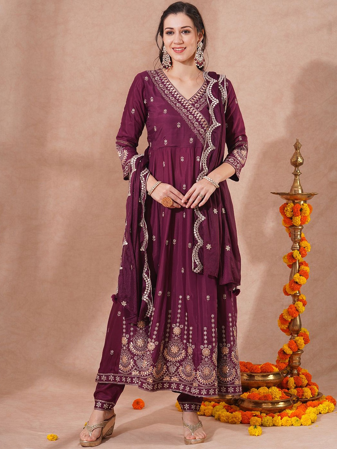 FASHOR V-Neck Embroidered Angrakha Thread Work Anarkali Kurta With Trousers & Dupatta, Burgundy
FASHOR V-Neck Embroidered Angrakha Thread Work Anarkali Kurta With Trousers & Dupatta, Burgundy