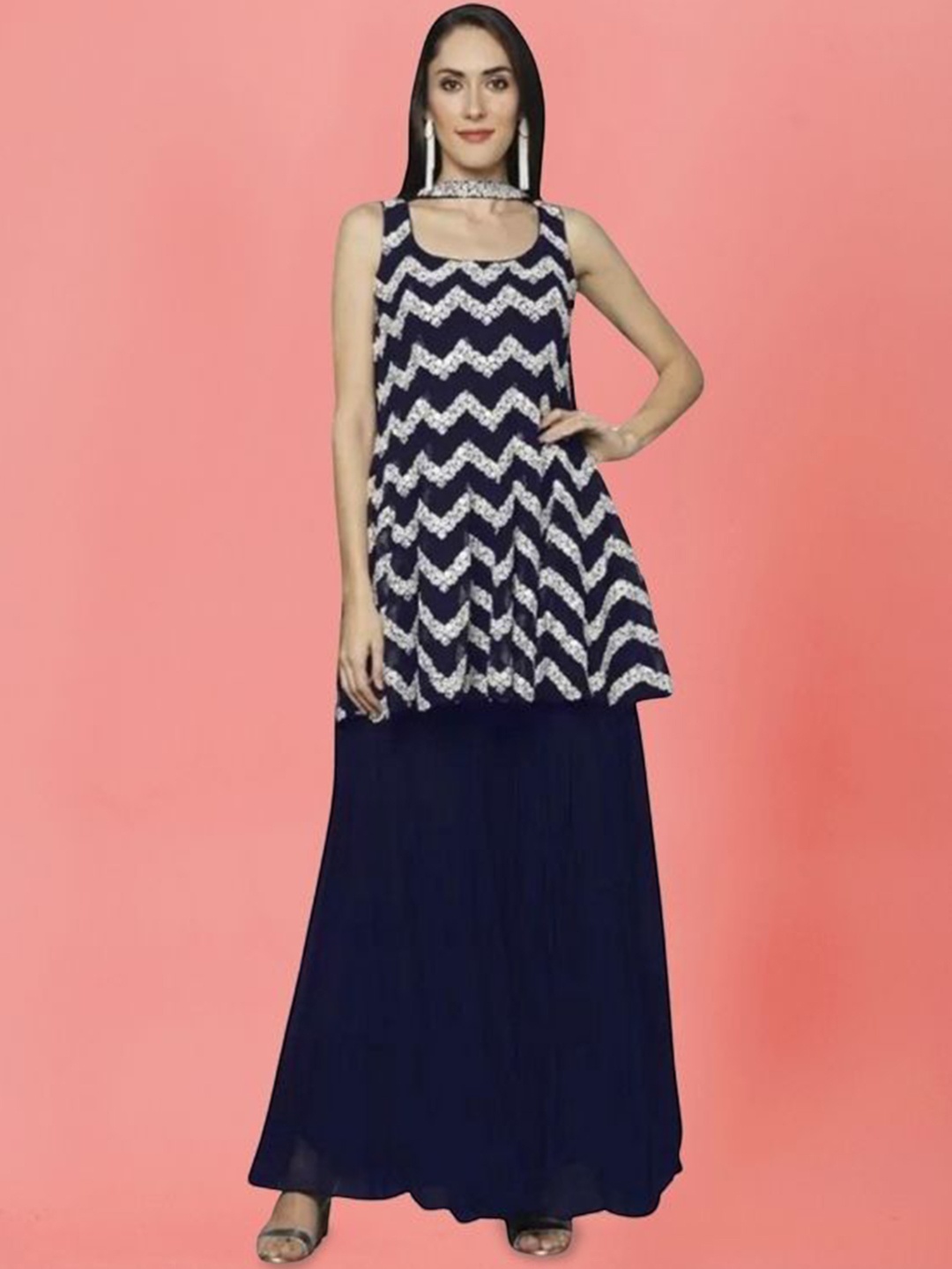 PARROT CREATION Floral Embroidered Sequinned Georgette Kurti With Sharara And Dupatta, Navy blue
PARROT CREATION Floral Embroidered Sequinned Georgette Kurti With Sharara And Dupatta, Navy blue