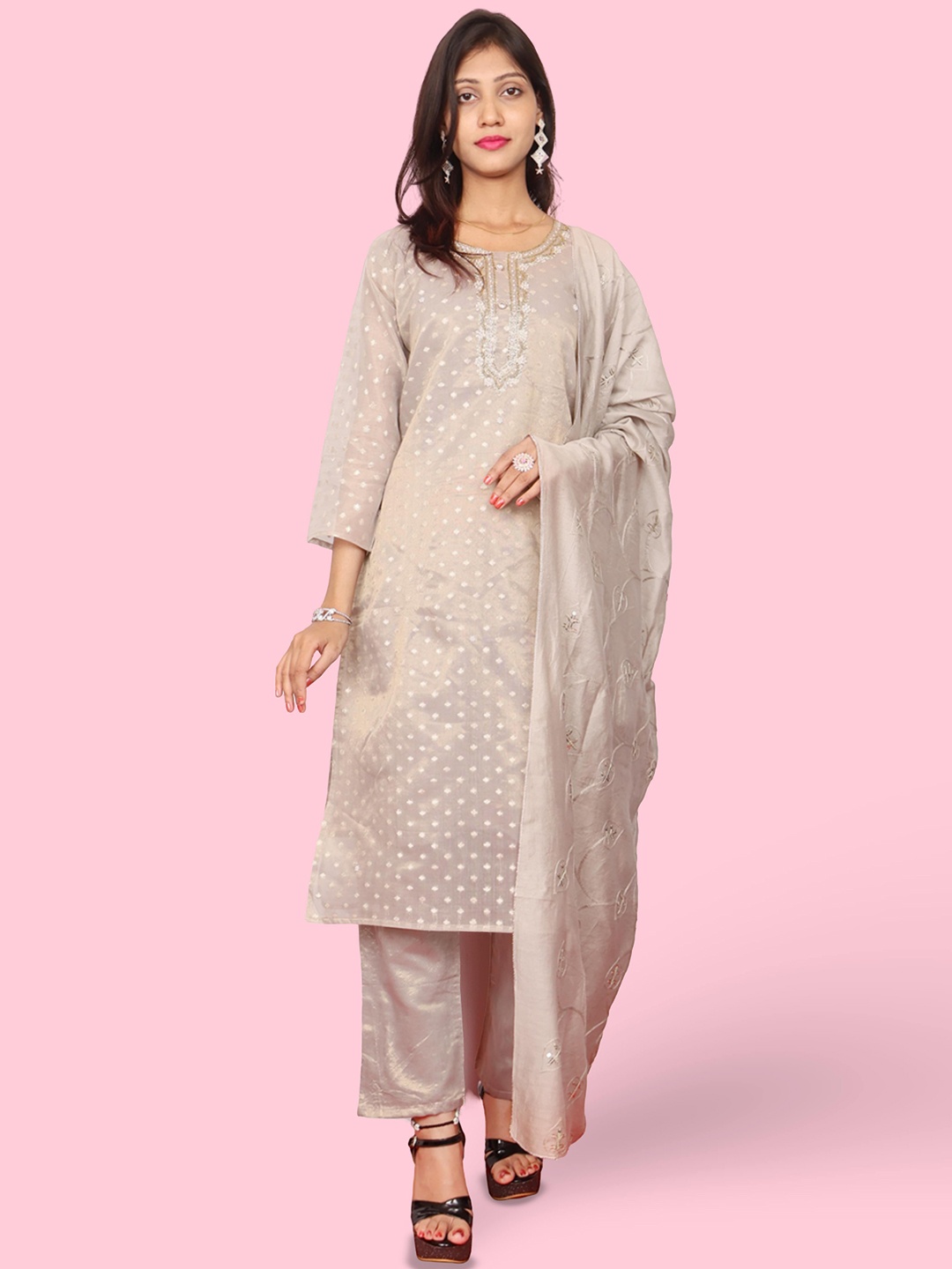 Shreekama Woven Design Stones & Beads Work Chanderi Silk kurta With Trouser & Dupatta, Grey
Shreekama Woven Design Stones & Beads Work Chanderi Silk kurta With Trouser & Dupatta, Grey