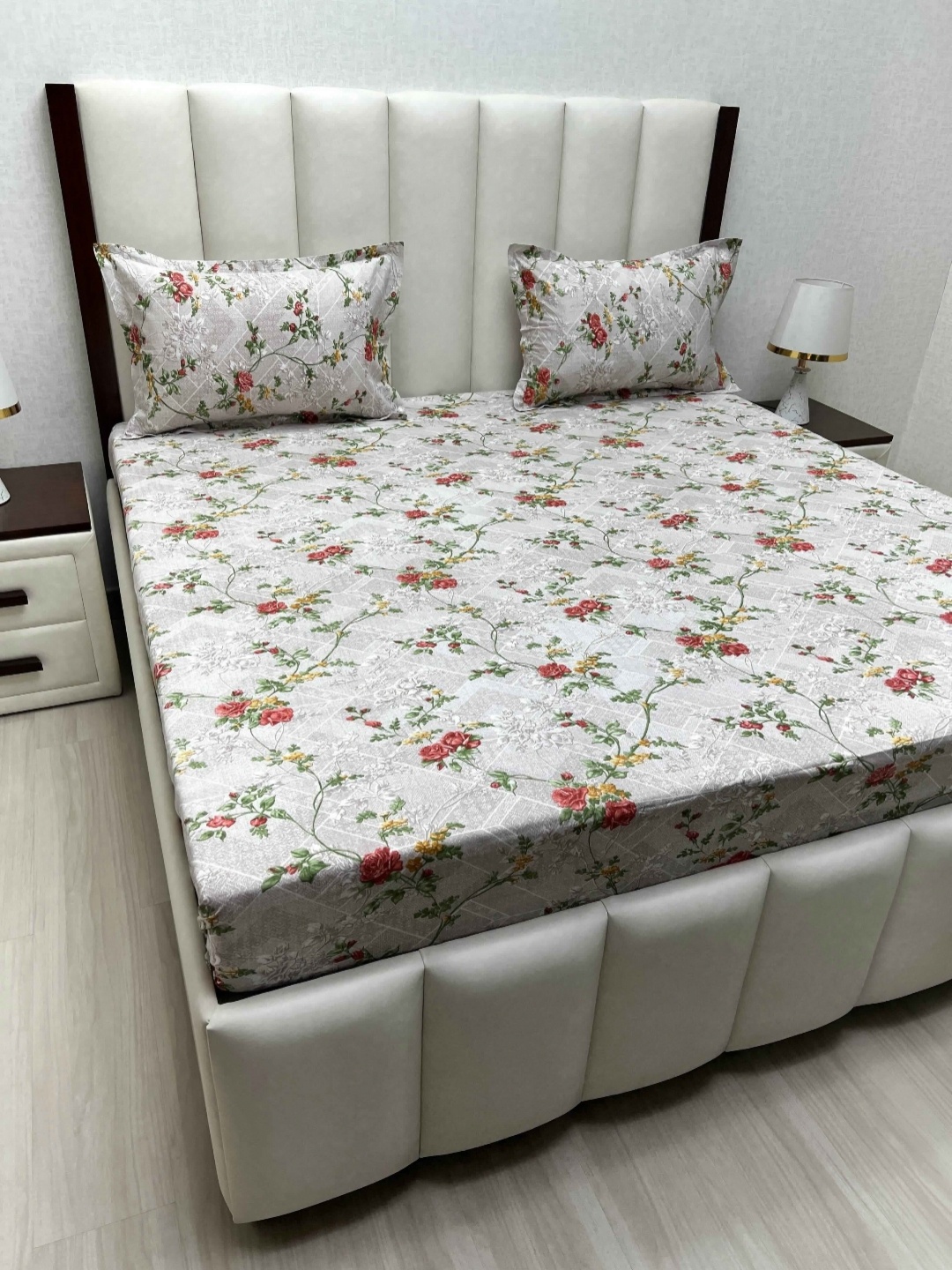 Pure Decor Velar Grey Printed Cotton 240TC Super King Size Bedsheet Set 2.74 m x 3.04 m
Pure Decor Velar Grey Printed Cotton 240TC Super King Size Bedsheet Set 2.74 m x 3.04 m