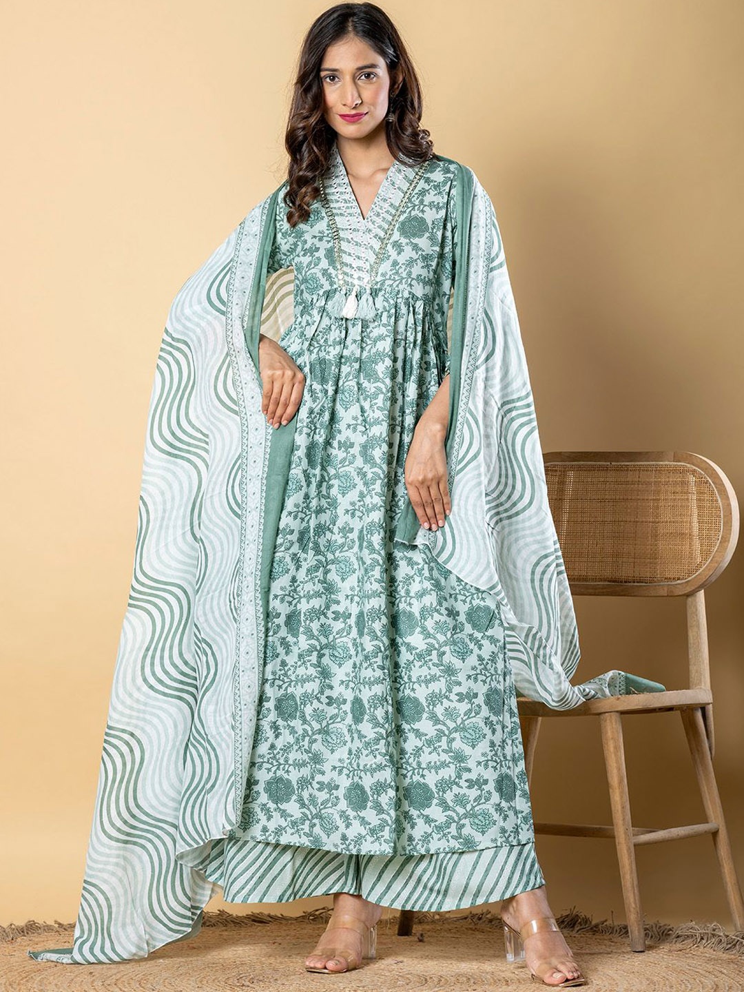 Readiprint Geometric Embroidered V-Neck Anarkali Kurta With Palazzos And Dupatta, Green
Readiprint Geometric Embroidered V-Neck Anarkali Kurta With Palazzos And Dupatta, Green