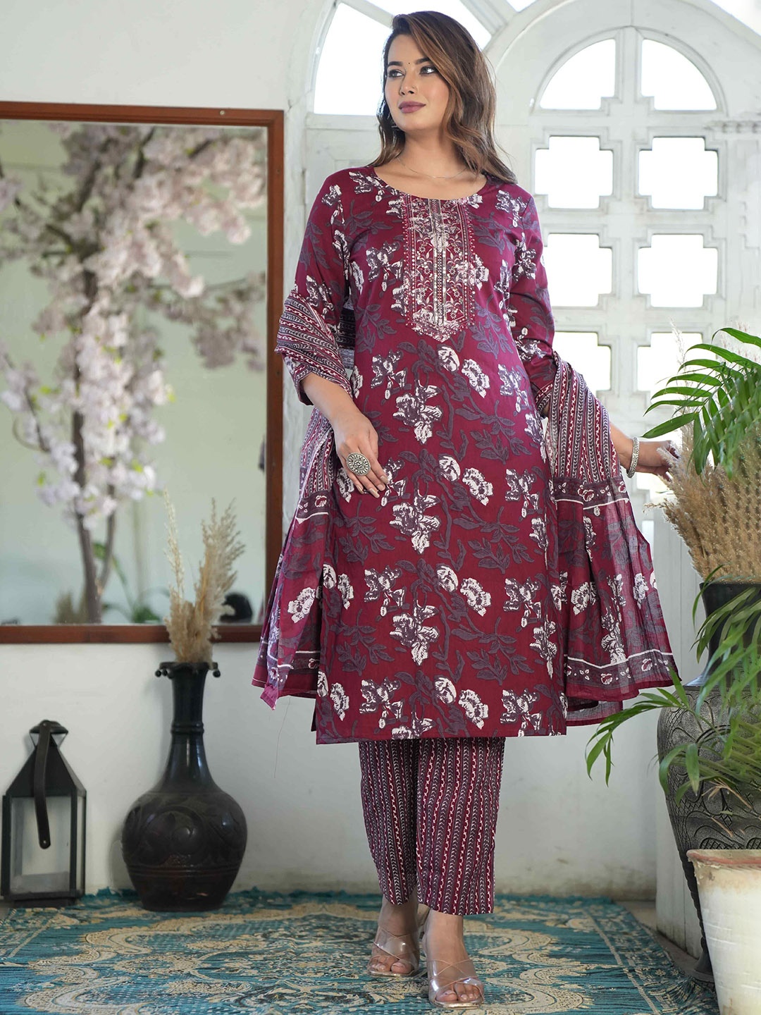 RI AND SU Floral Embroidered Round Neck Pure Cotton Straight Kurta With Trousers & Dupatta, Red
RI AND SU Floral Embroidered Round Neck Pure Cotton Straight Kurta With Trousers & Dupatta, Red
