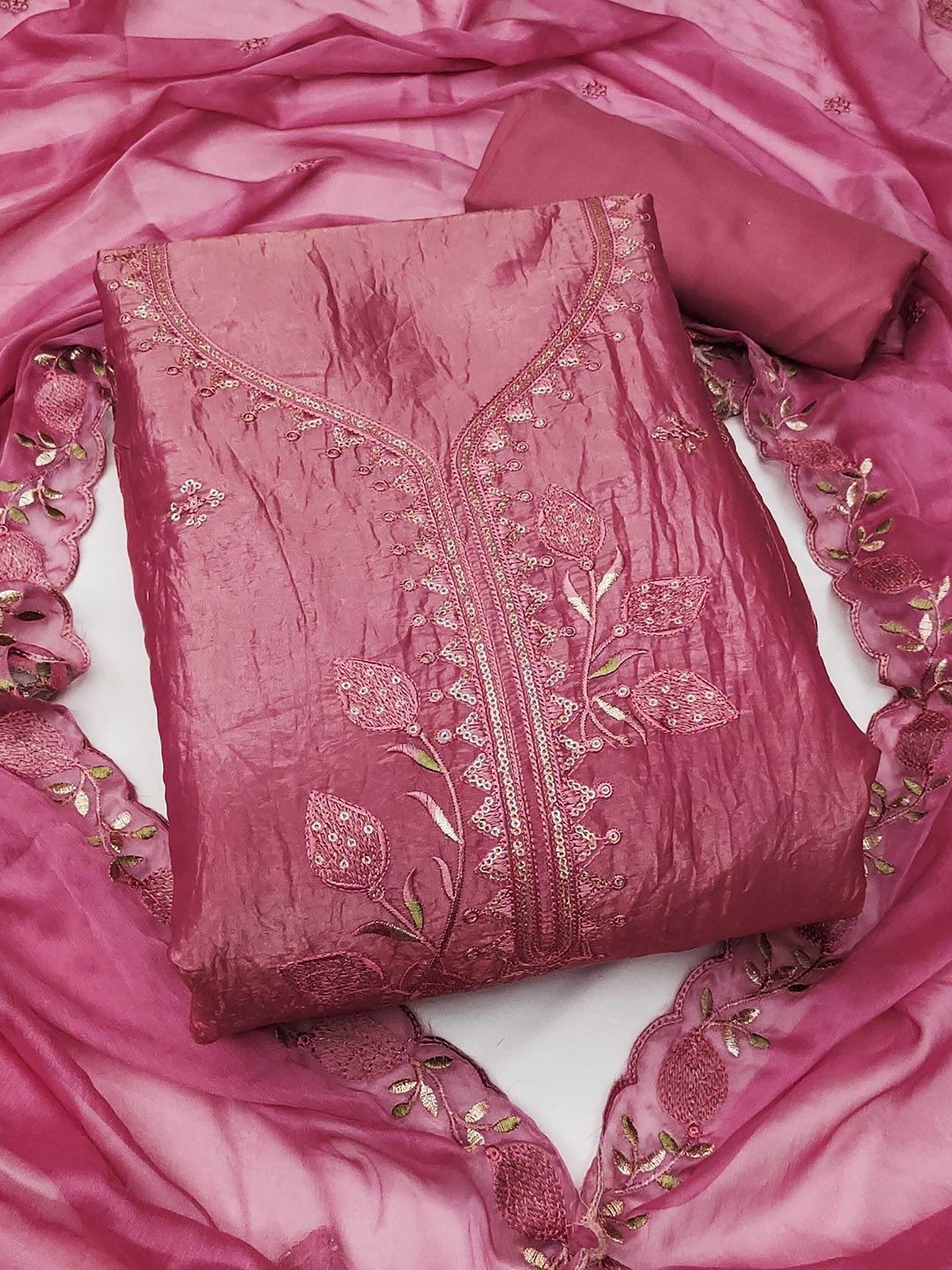 SAINOOR Sai Floral Embroidered Sequinned Pure Silk Unstitched Dress Material, Magenta
SAINOOR Sai Floral Embroidered Sequinned Pure Silk Unstitched Dress Material, Magenta