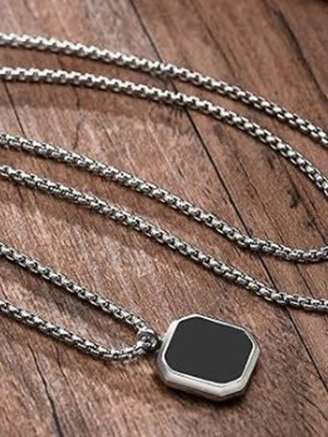 Omaya Jewels Mens Silver-Tone Square Pendants With Chains
Omaya Jewels Mens Silver-Tone Square Pendants With Chains