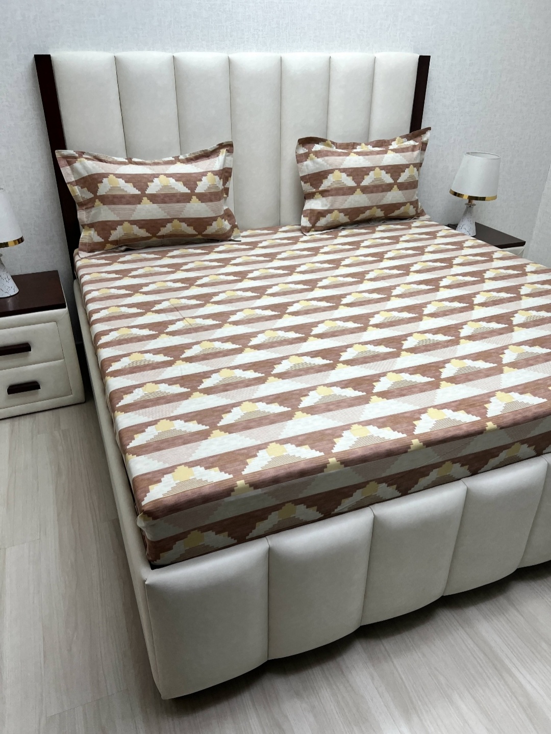 Pure Decor Velar Brown Floral Printed Cotton 260 TC King Bedsheet Set 2.74 m X 3.04 m
Pure Decor Velar Brown Floral Printed Cotton 260 TC King Bedsheet Set 2.74 m X 3.04 m