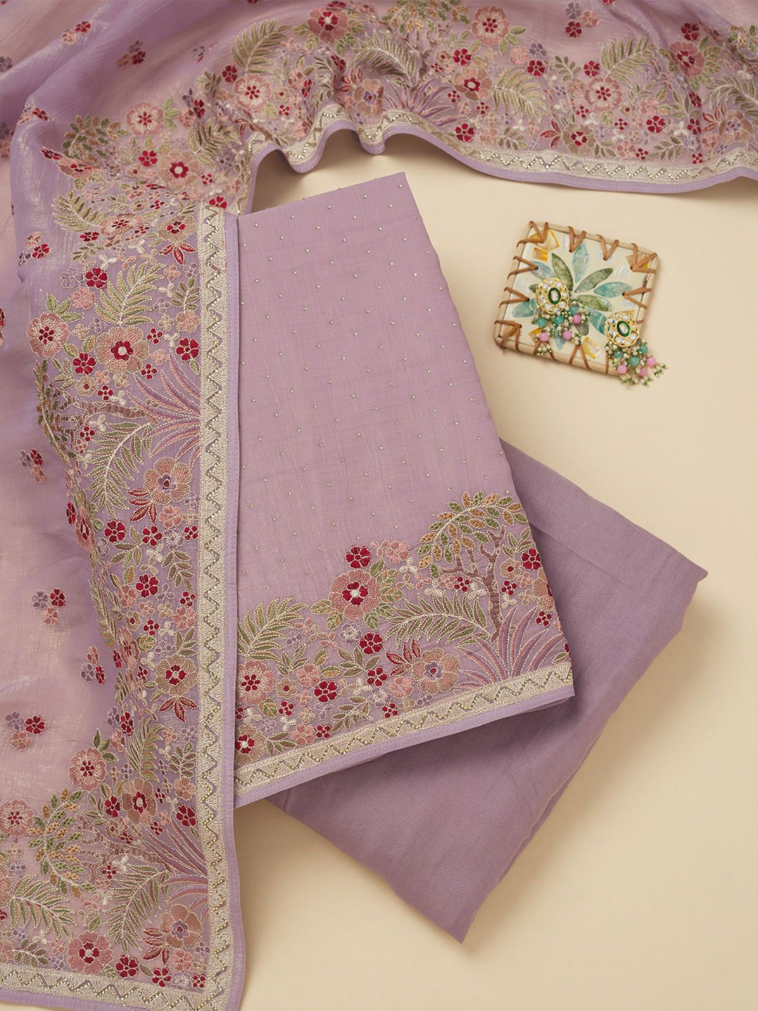 Koskii Ethnic Motifs Embroidered Beads and Stones Unstitched Dress Material, Purple
Koskii Ethnic Motifs Embroidered Beads and Stones Unstitched Dress Material, Purple