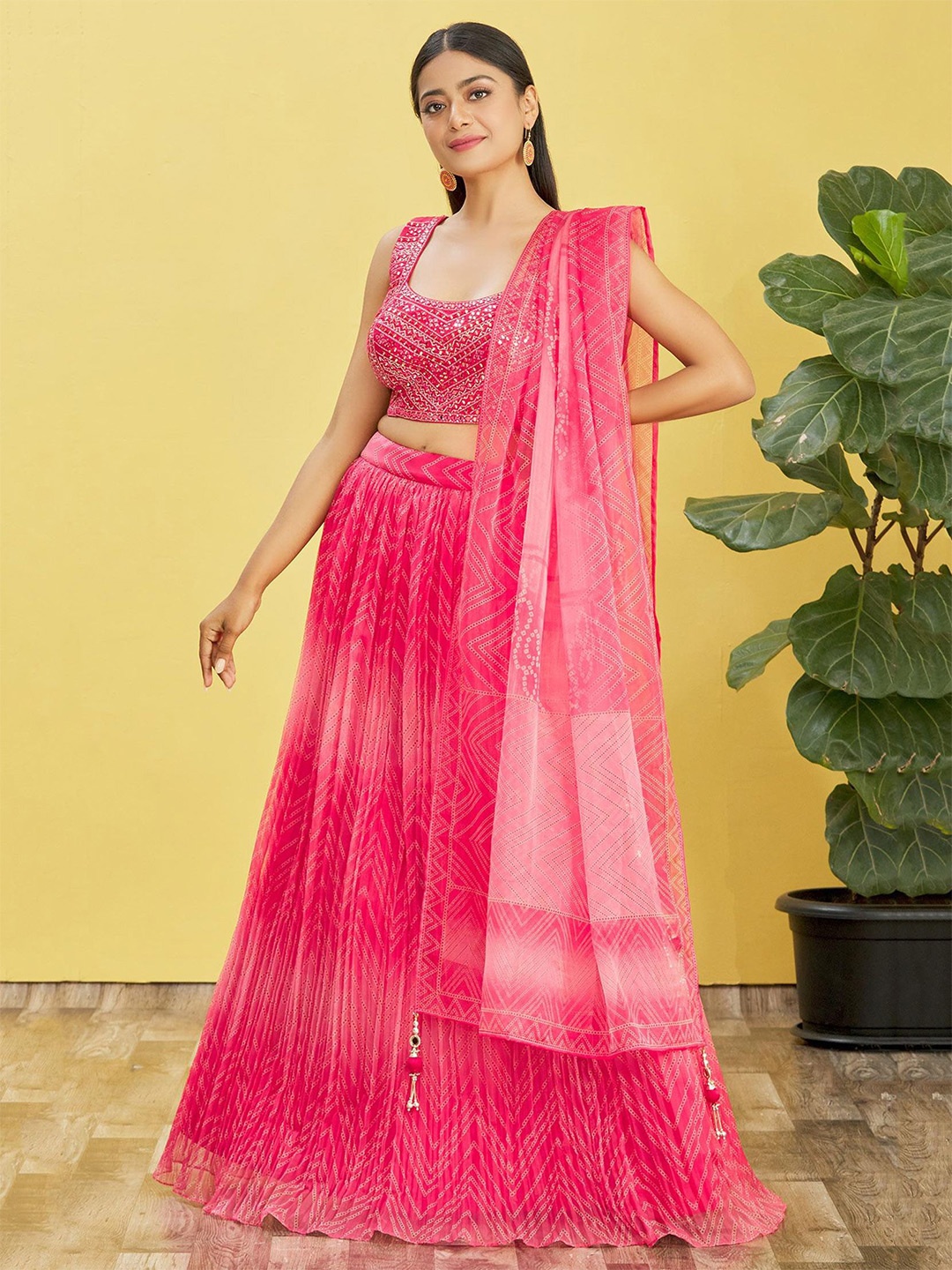 DIVASTRI Embroidered Mirror Work Semi-Stitched Lehenga & Unstitched Blouse With Dupatta, Pink
DIVASTRI Embroidered Mirror Work Semi-Stitched Lehenga & Unstitched Blouse With Dupatta, Pink