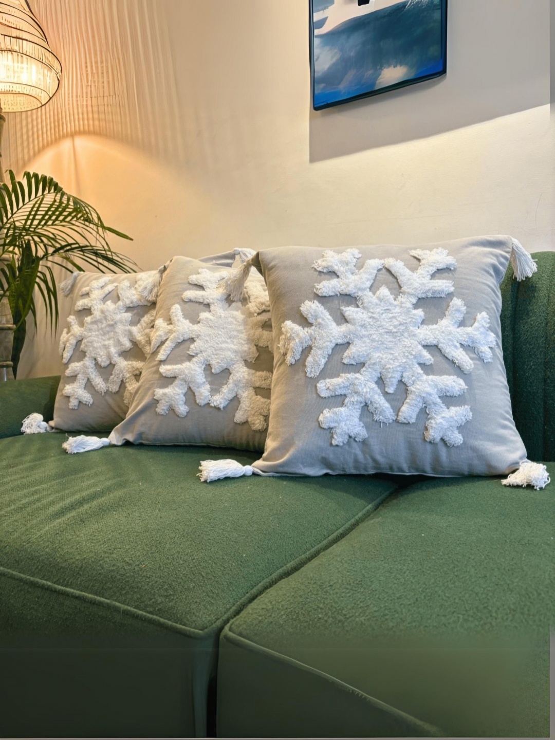 LUSHLYF Tufted Grey & White 3 Pieces Snowflake Textured Cotton Square Cushion Covers
LUSHLYF Tufted Grey & White 3 Pieces Snowflake Textured Cotton Square Cushion Covers