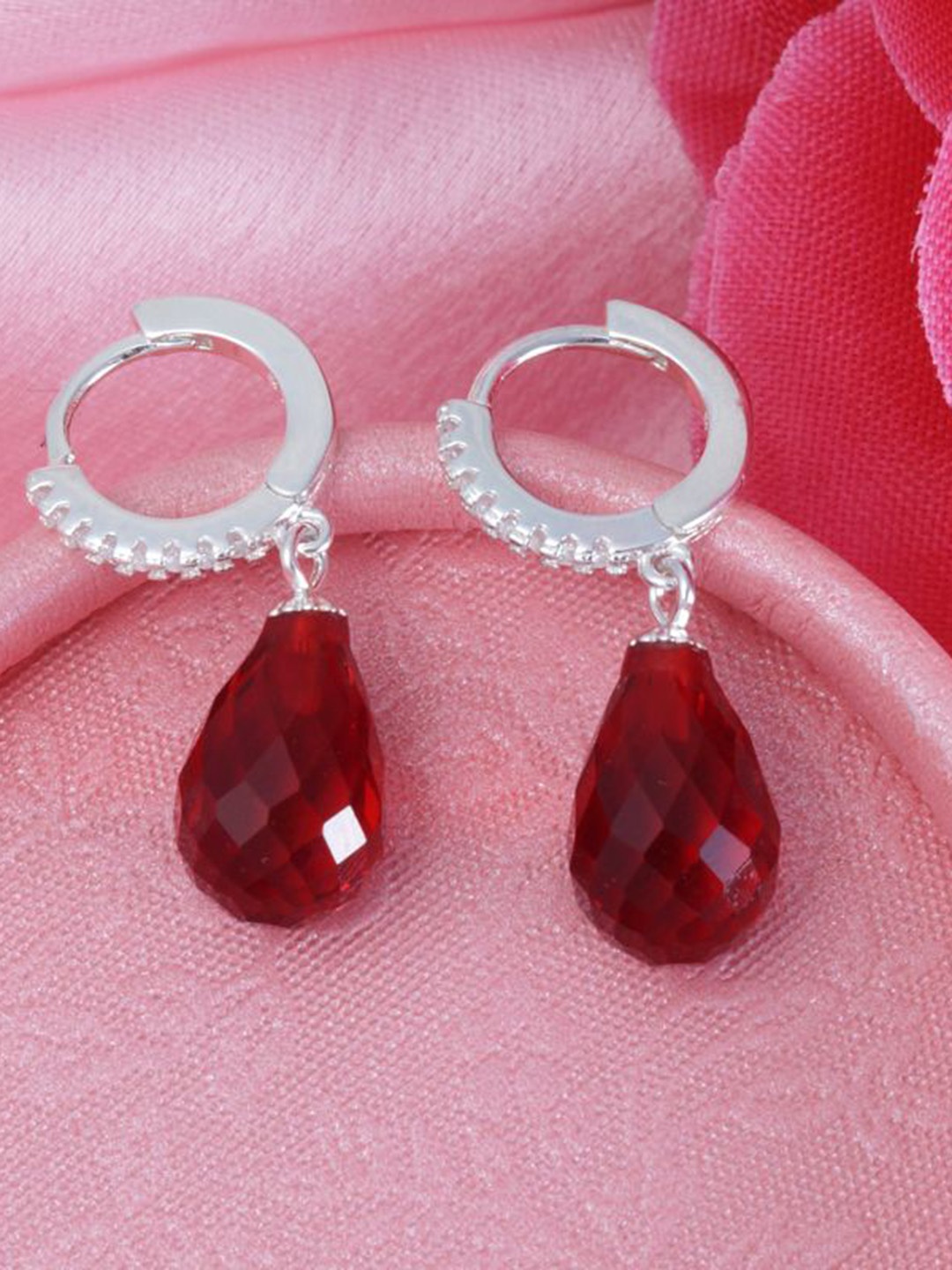 Tuanz Silver Jewelry 925 Sterling Silver Rhodium-Plated Contemporary Shaped Drop Earrings
Tuanz Silver Jewelry 925 Sterling Silver Rhodium-Plated Contemporary Shaped Drop Earrings