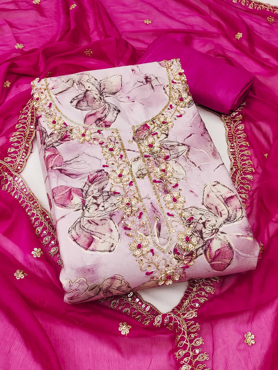 SAINOOR Floral Printed Beads & Stones Jaam Cotton Semi-Stitched Dress Material, White
SAINOOR Floral Printed Beads & Stones Jaam Cotton Semi-Stitched Dress Material, White