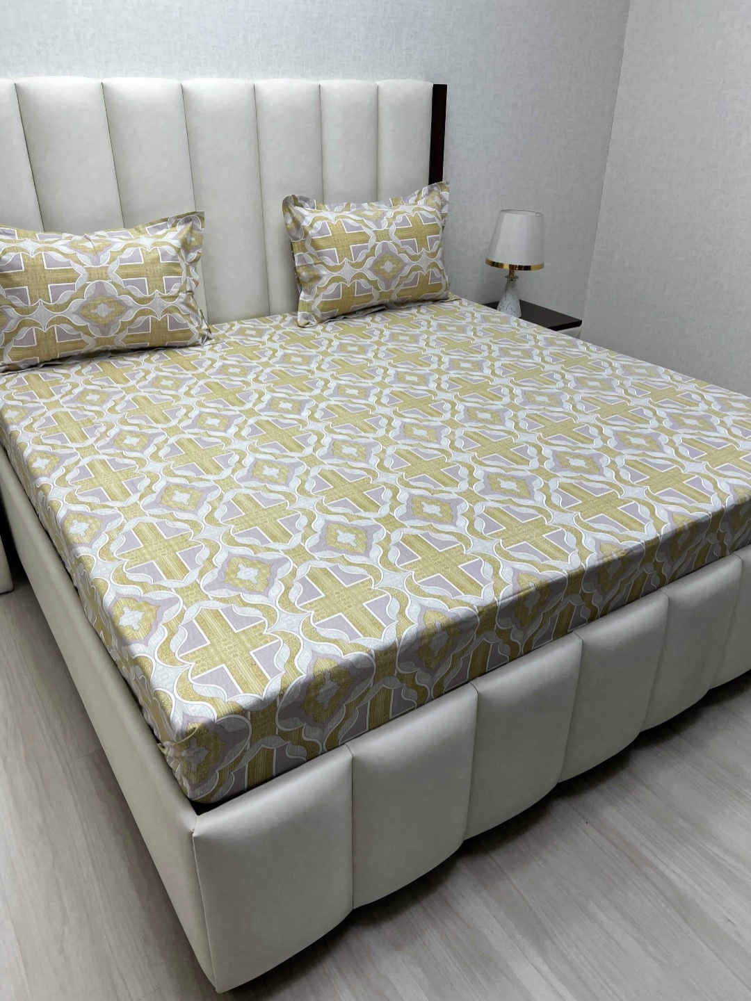 Pure Decor Velar Brown Printed Cotton 400TC Super King Size Bedsheet Set 2.74 m x 3.04 m
Pure Decor Velar Brown Printed Cotton 400TC Super King Size Bedsheet Set 2.74 m x 3.04 m