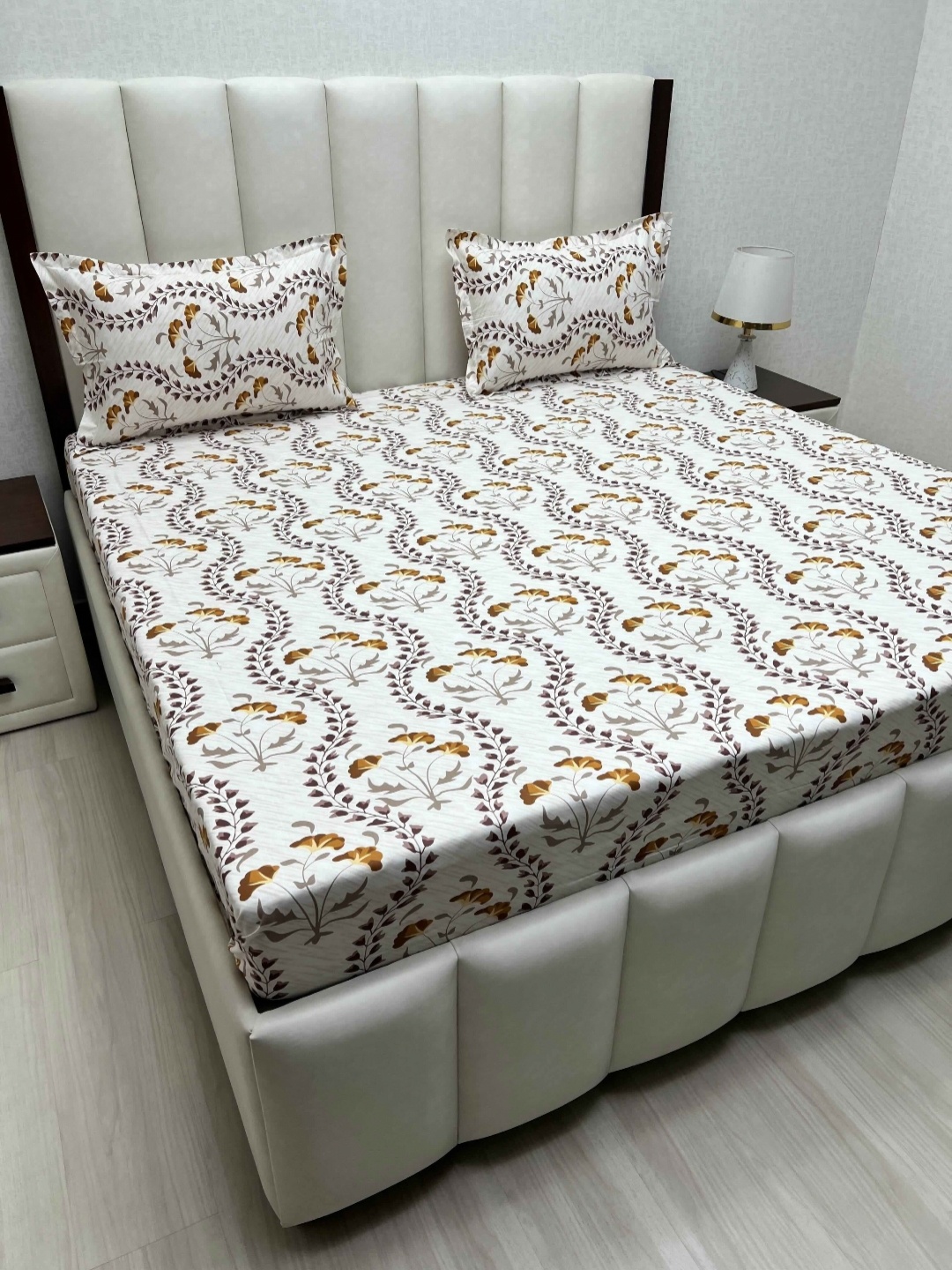 Pure Decor Velar White Printed Cotton 350TC Super King Size Bedsheet Set 2.74 m x 3.04 m
Pure Decor Velar White Printed Cotton 350TC Super King Size Bedsheet Set 2.74 m x 3.04 m