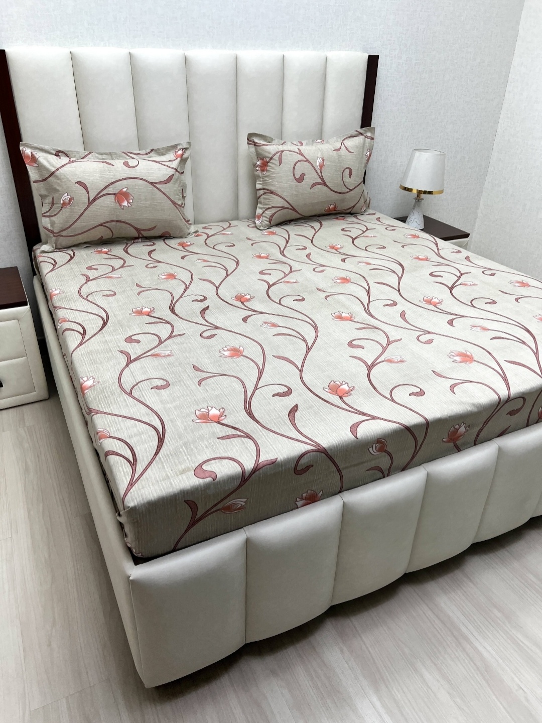 Pure Decor Velar Brown & Grey Printed Cotton 300 TC King Bedsheet Set 2.74 m x 3.04m
Pure Decor Velar Brown & Grey Printed Cotton 300 TC King Bedsheet Set 2.74 m x 3.04m