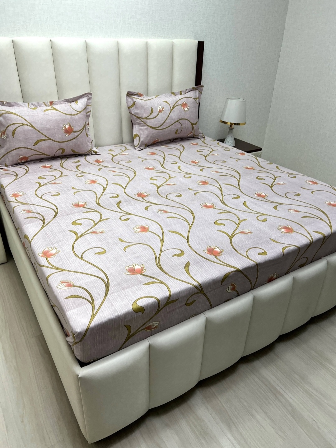 Pure Decor Velar Purple & Green Printed Cotton 380 TC King Bedsheet Set 2.74 m x 3.04m
Pure Decor Velar Purple & Green Printed Cotton 380 TC King Bedsheet Set 2.74 m x 3.04m