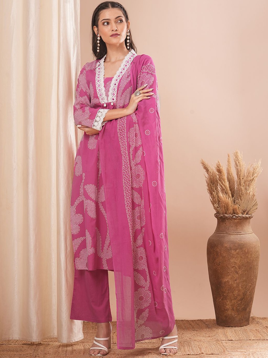 FASHOR Bandhani Printed V-Neck Mirror Work Cotton Straight Kurta With Palazzos & Dupatta, Pink
FASHOR Bandhani Printed V-Neck Mirror Work Cotton Straight Kurta With Palazzos & Dupatta, Pink