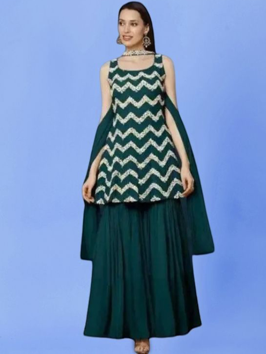 PARROT CREATION Floral Embroidered Sequinned Georgette Kurti With Sharara And Dupatta, Turquoise blue
PARROT CREATION Floral Embroidered Sequinned Georgette Kurti With Sharara And Dupatta, Turquoise blue