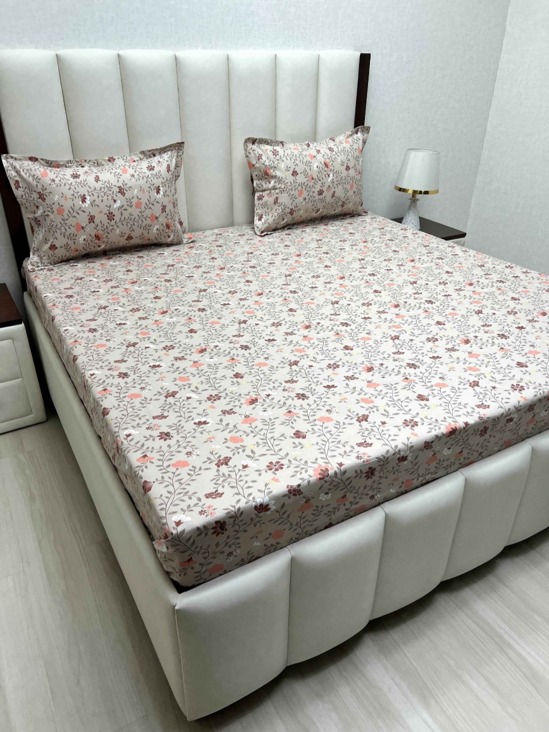 Pure Decor Velar Brown & Pink Printed Cotton 380 TC King Bedsheet Set 2.74 m x 3.04m
Pure Decor Velar Brown & Pink Printed Cotton 380 TC King Bedsheet Set 2.74 m x 3.04m