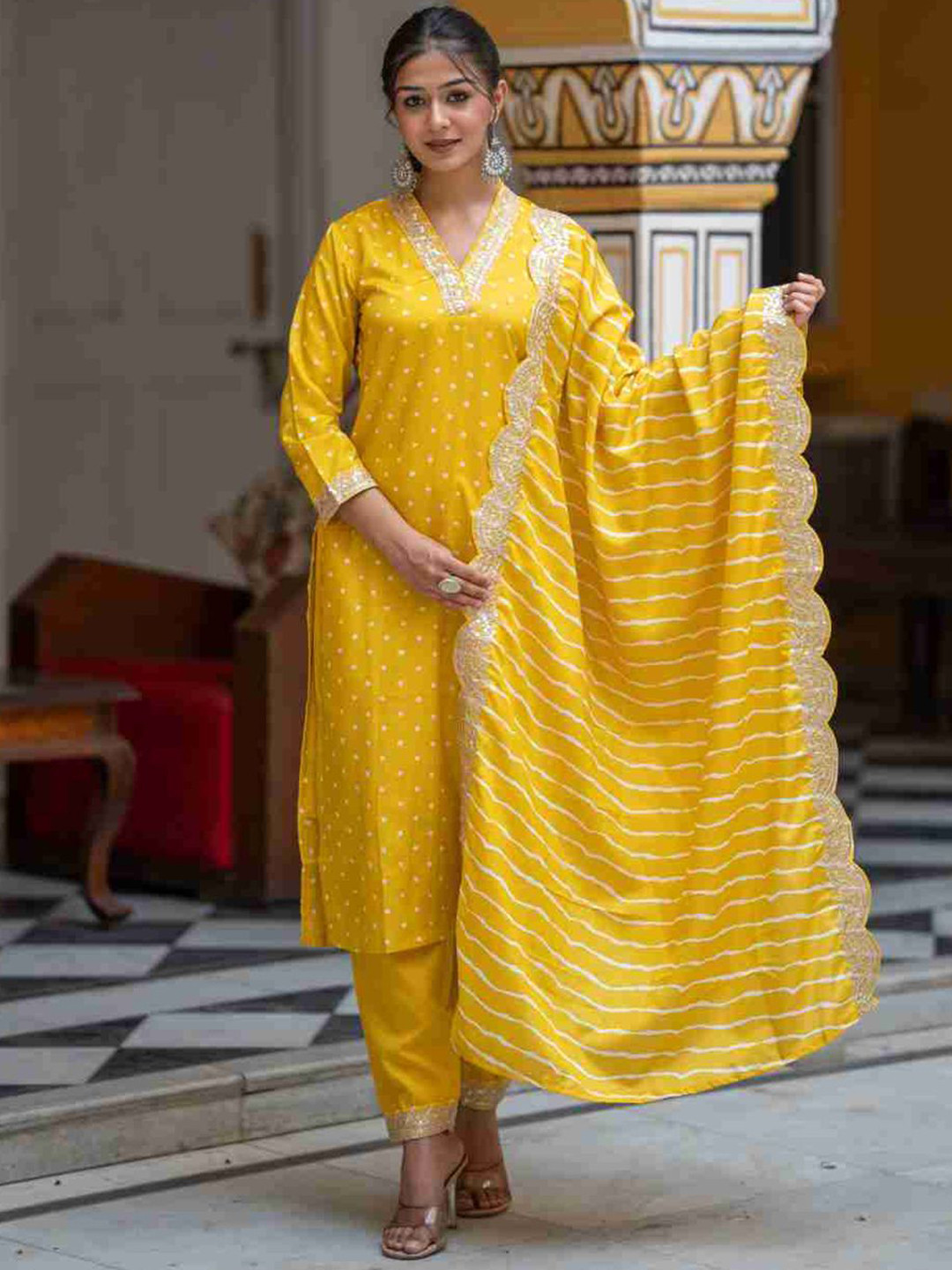 Bought First Floral Self Design Straight Thread Work Kurta With Pyjamas And Dupatta, Yellow
Bought First Floral Self Design Straight Thread Work Kurta With Pyjamas And Dupatta, Yellow