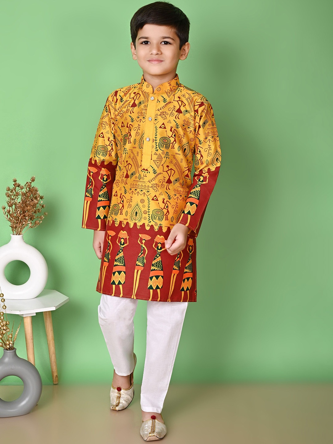 Cae Boys Ethnic Motifs Printed Mandarin Collar Dupion Silk Kurta With Pyjamas, Yellow
Cae Boys Ethnic Motifs Printed Mandarin Collar Dupion Silk Kurta With Pyjamas, Yellow