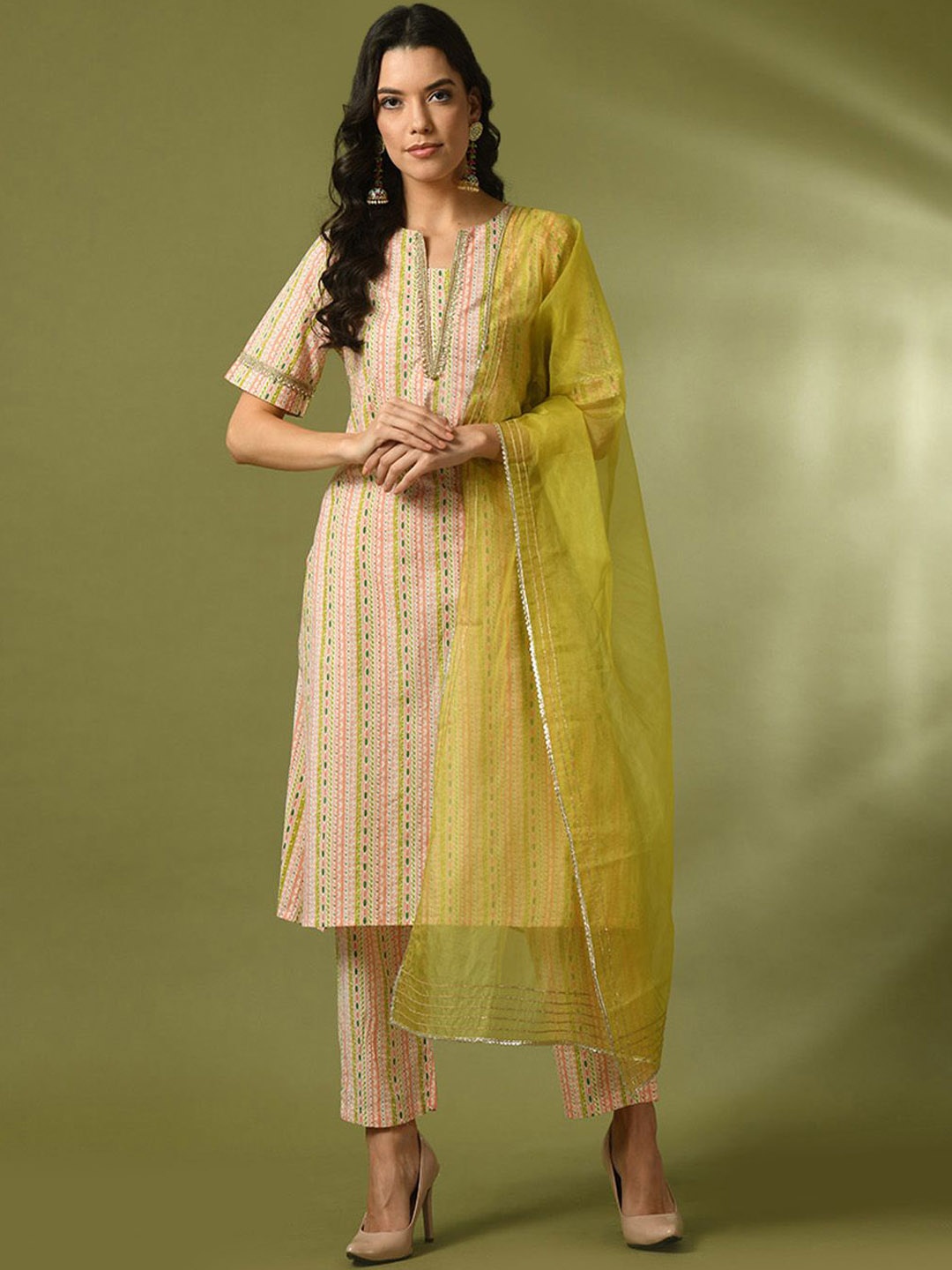 KALINI Geometric Printed Notch Neck Pure Cotton Kurta With Trousers & Dupatta, Pink
KALINI Geometric Printed Notch Neck Pure Cotton Kurta With Trousers & Dupatta, Pink