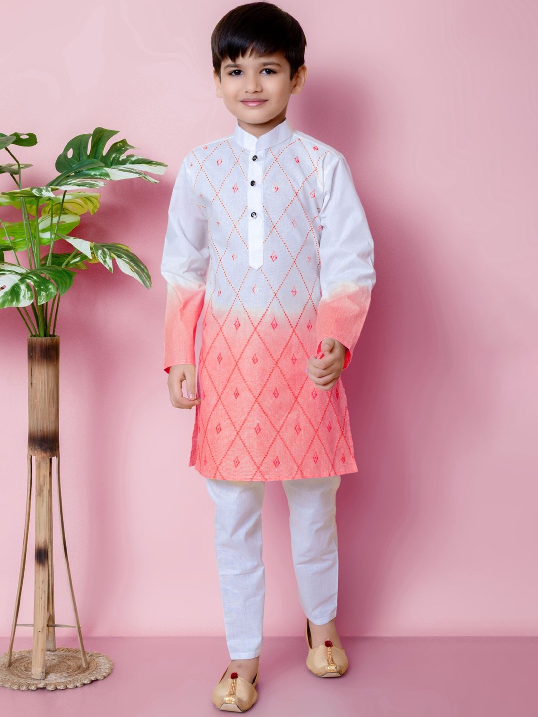 Cae Boys Geometric Embroidered Mandarin Collar Pure Cotton Straight Kurta with Pyjamas, Pink
Cae Boys Geometric Embroidered Mandarin Collar Pure Cotton Straight Kurta with Pyjamas, Pink