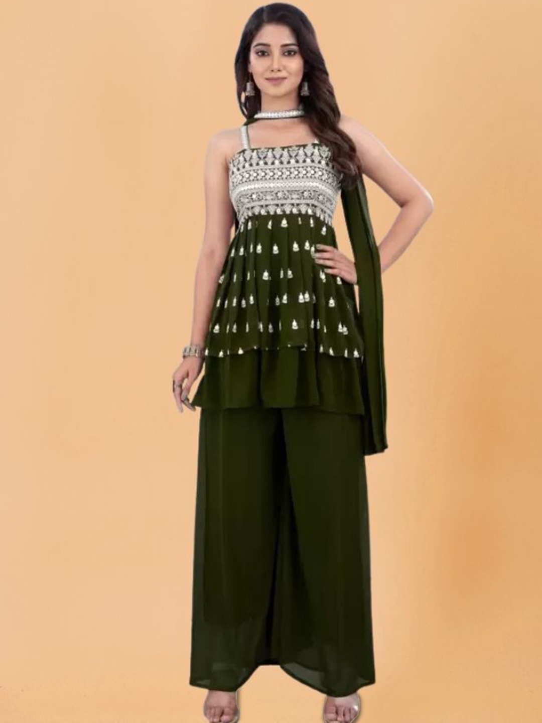 PARROT CREATION Floral Embroidered Thread Work Kurti With Palazzos And Dupatta, Green
PARROT CREATION Floral Embroidered Thread Work Kurti With Palazzos And Dupatta, Green