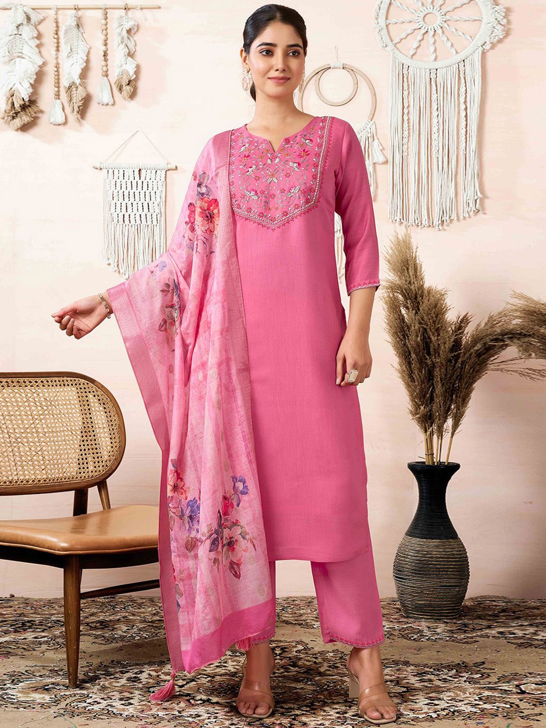 Peachmode Floral Yoke Design Thread Work Straight Kurta With Trousers & Dupatta, Pink
Peachmode Floral Yoke Design Thread Work Straight Kurta With Trousers & Dupatta, Pink