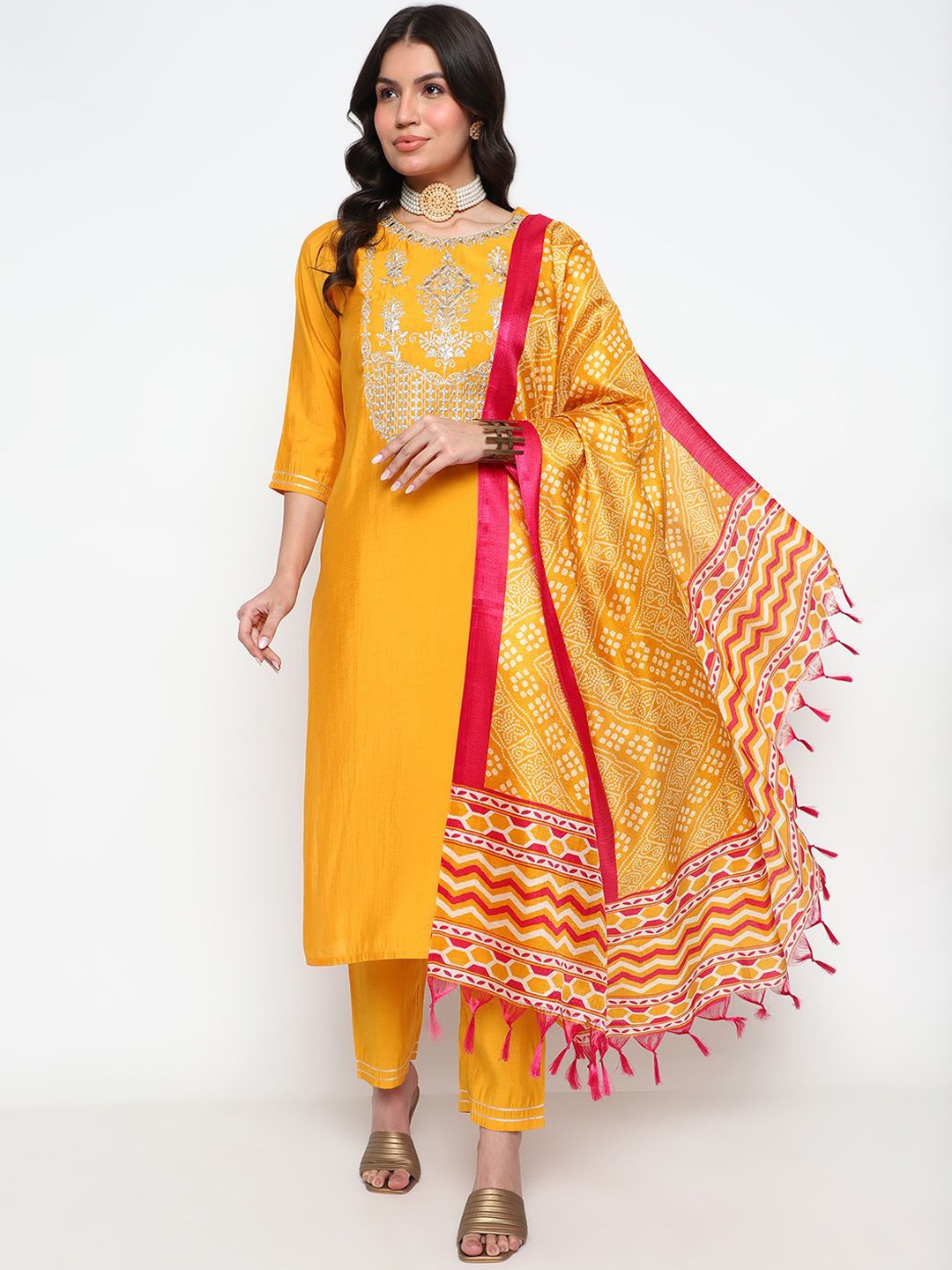 KALINI Ethnic Motifs Embroidered Chanderi Silk Straight Kurta With Trousers And Dupatta, Yellow
KALINI Ethnic Motifs Embroidered Chanderi Silk Straight Kurta With Trousers And Dupatta, Yellow