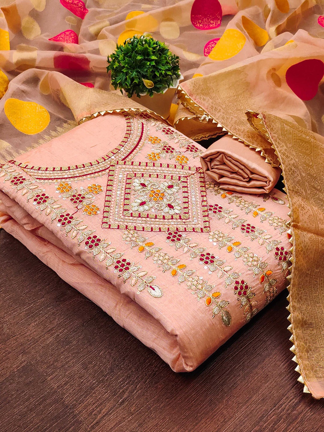 SAINOOR Floral Embroidered Sequinned Chanderi Modal Cotton Unstitched Dress Material, Peach
SAINOOR Floral Embroidered Sequinned Chanderi Modal Cotton Unstitched Dress Material, Peach
