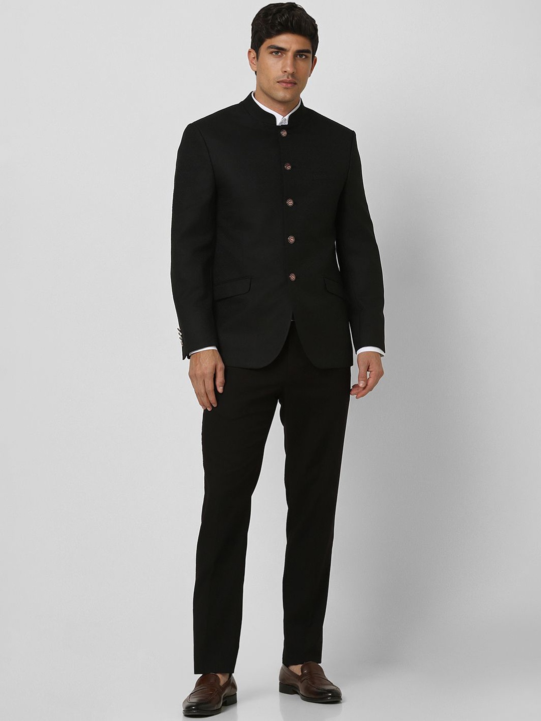 Van Heusen Men Printed Mandarin Collar Slim-Fit Single-Breasted Two-Piece Bandhgala Suits, Black
Van Heusen Men Printed Mandarin Collar Slim-Fit Single-Breasted Two-Piece Bandhgala Suits, Black