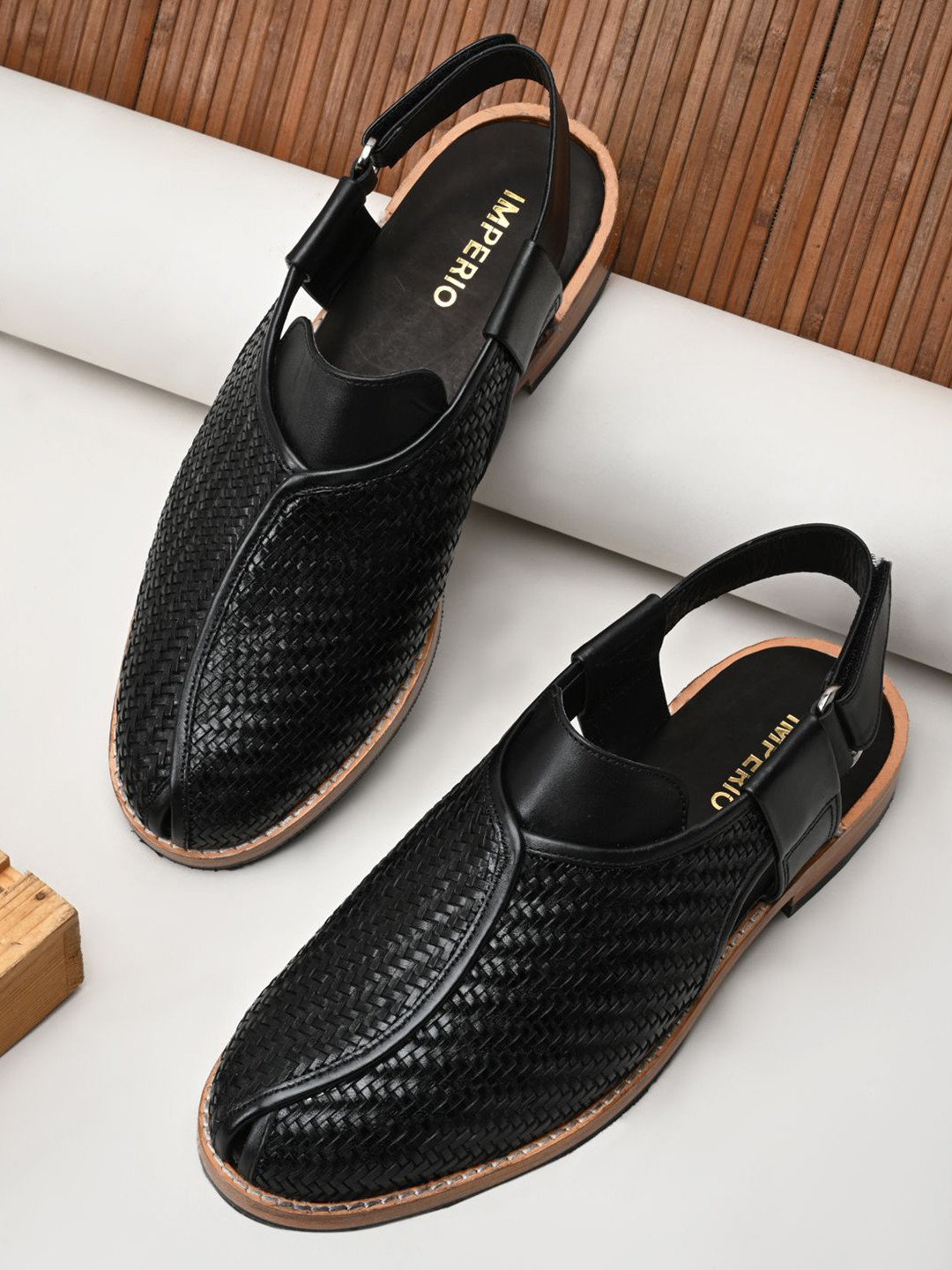 Regal Men Leather Shoe-Style Sandals, Black 
Regal Men Leather Shoe-Style Sandals, Black