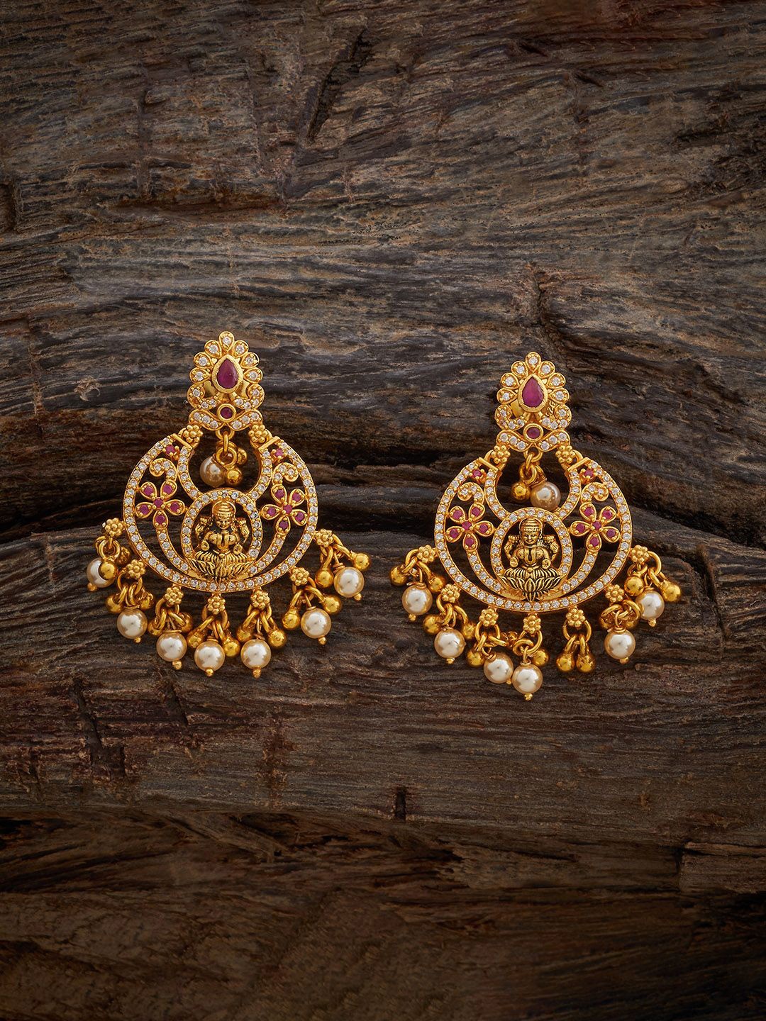 Kushal's Fashion Jewellery 92.5 Sterling Silver Gold-Plated Crescent Shaped Chandbalis
Kushal's Fashion Jewellery 92.5 Sterling Silver Gold-Plated Crescent Shaped Chandbalis