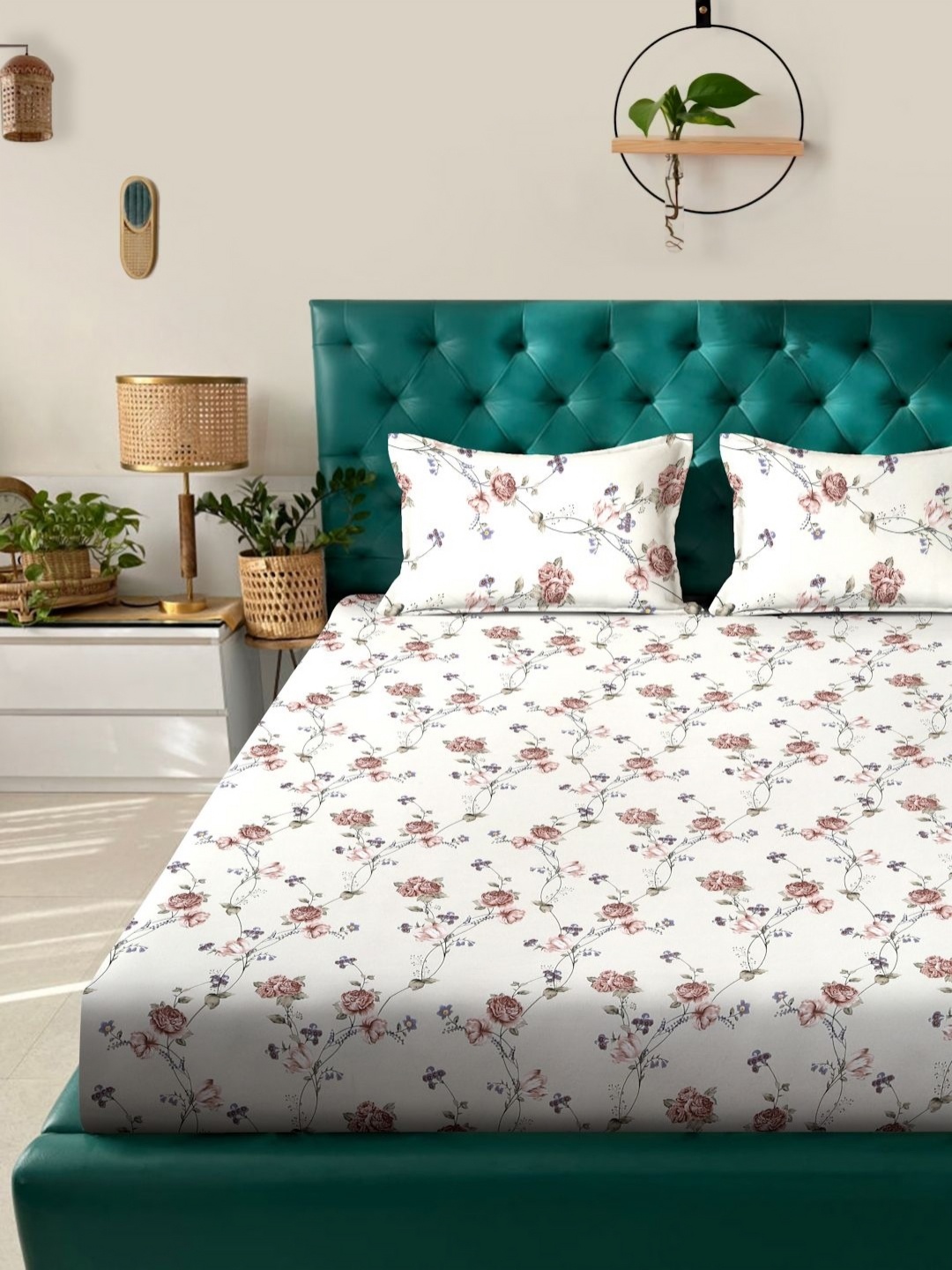 KLOTTHE White Floral Printed Fitted 300 TC King Bedsheet with 2 Pillow Covers, Beige
KLOTTHE White Floral Printed Fitted 300 TC King Bedsheet with 2 Pillow Covers, Beige