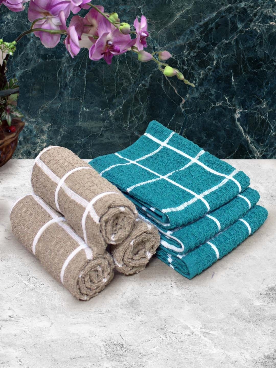 Aura Blue & White 6 Pieces Printed Pure Cotton Super Absorbent & Quick Dry Hand Towels, Brown
Aura Blue & White 6 Pieces Printed Pure Cotton Super Absorbent & Quick Dry Hand Towels, Brown