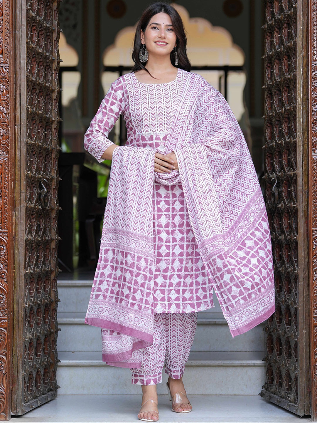 Moda Rapido Floral Printed Sequinned Pure Cotton Straight Kurta With Trousers & Dupatta, Pink
Moda Rapido Floral Printed Sequinned Pure Cotton Straight Kurta With Trousers & Dupatta, Pink