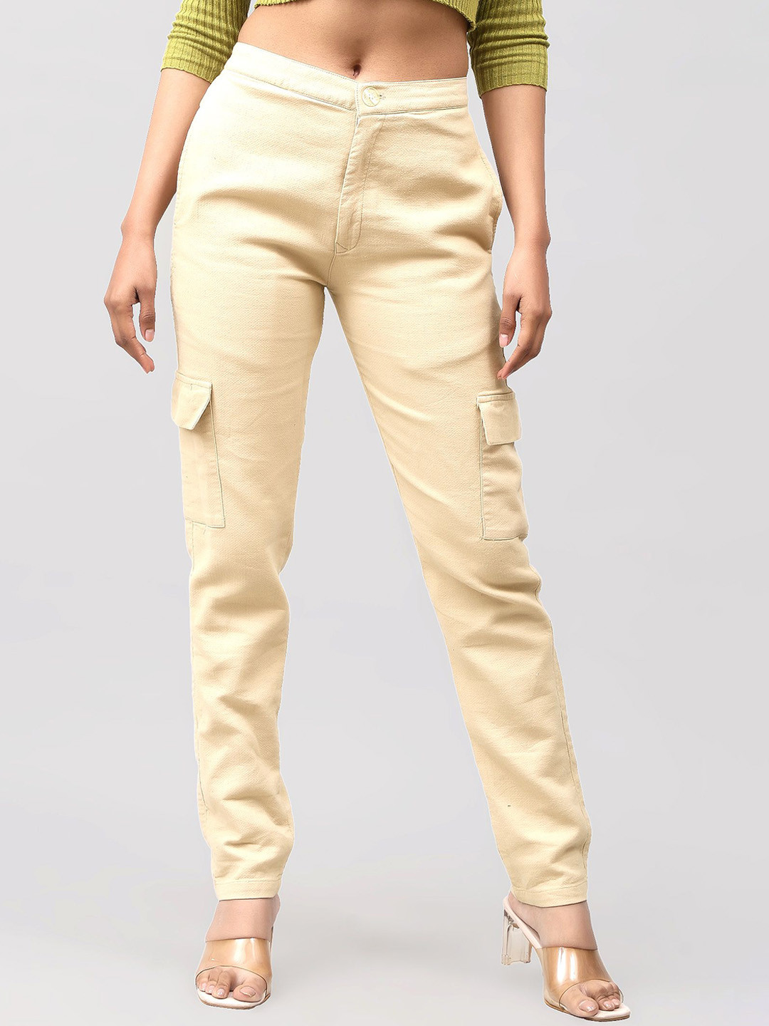 BLUEBIRD Women Relaxed Slim Fit High-Rise Easy Wash Cotton Cargos, Beige 
BLUEBIRD Women Relaxed Slim Fit High-Rise Easy Wash Cotton Cargos, Beige