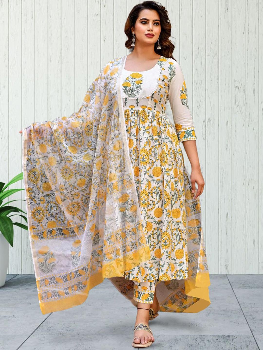 Moda Rapido Women Ethnic Motifs Printed Regular Kurta with Trousers & With Dupatta, White
Moda Rapido Women Ethnic Motifs Printed Regular Kurta with Trousers & With Dupatta, White