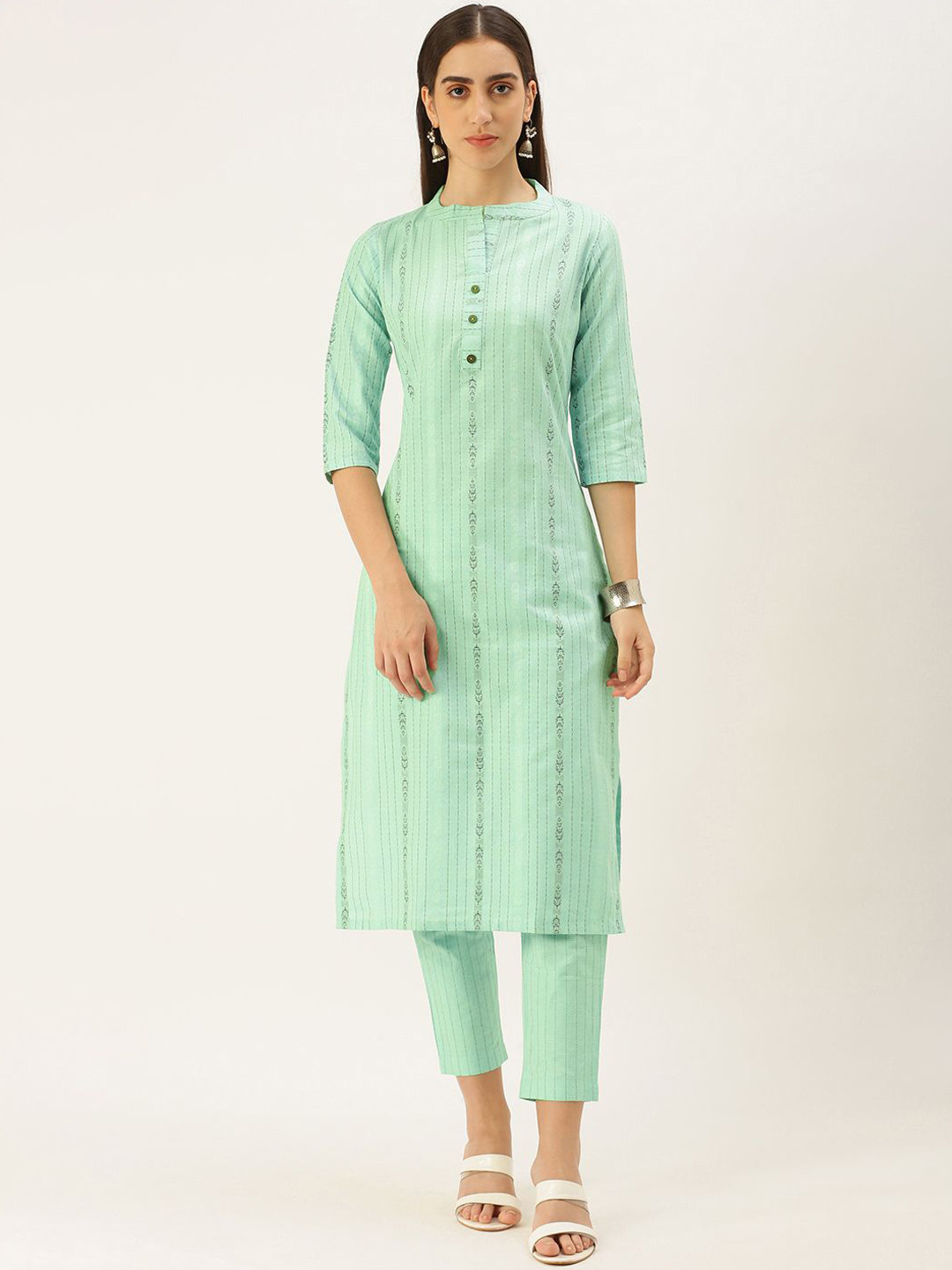 DIVASTRI Women Striped Round Neck Straight Kurta with Trousers, Green
DIVASTRI Women Striped Round Neck Straight Kurta with Trousers, Green