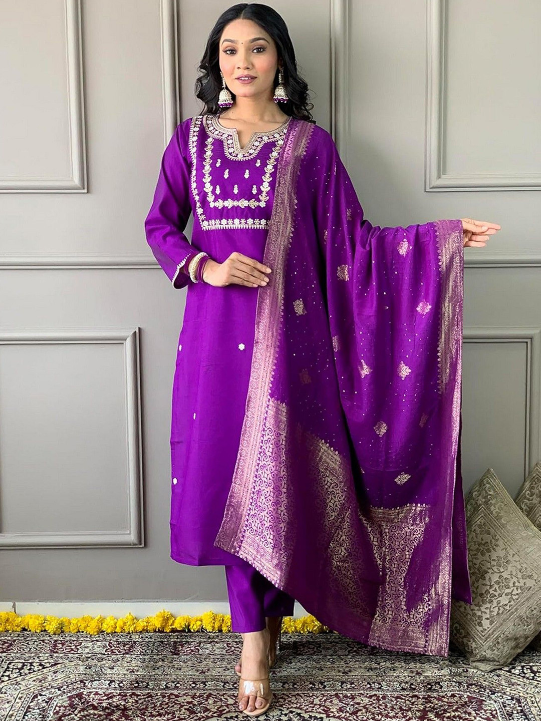 ZEEPKART Floral Embroidered Notch Neck Sequinned Straight Kurta With Trousers & Dupatta, Purple
ZEEPKART Floral Embroidered Notch Neck Sequinned Straight Kurta With Trousers & Dupatta, Purple