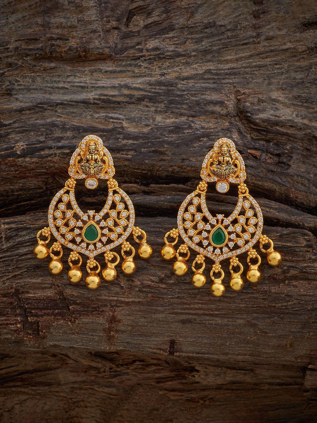 Kushal's Fashion Jewellery 92.5 Sterling Silver Gold-Plated Crescent Shaped Chandbalis
Kushal's Fashion Jewellery 92.5 Sterling Silver Gold-Plated Crescent Shaped Chandbalis