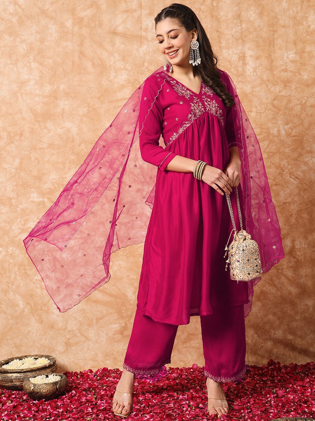 KOTRONS Floral Embroidered V-Neck Sequinned Empire Anarkali Kurta With Palazzos & Dupatta, Pink
KOTRONS Floral Embroidered V-Neck Sequinned Empire Anarkali Kurta With Palazzos & Dupatta, Pink