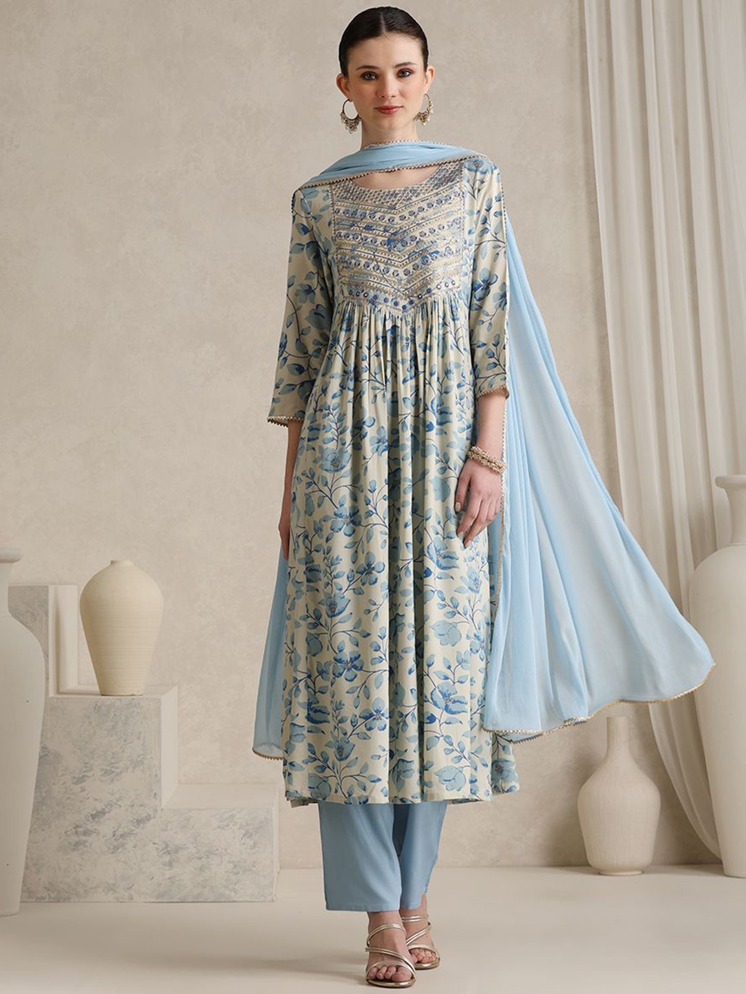 Khushal K Women Floral Printed Round Neck Kurta A-Line Kurta with Palazzos & With Dupatta, Blue
Khushal K Women Floral Printed Round Neck Kurta A-Line Kurta with Palazzos & With Dupatta, Blue