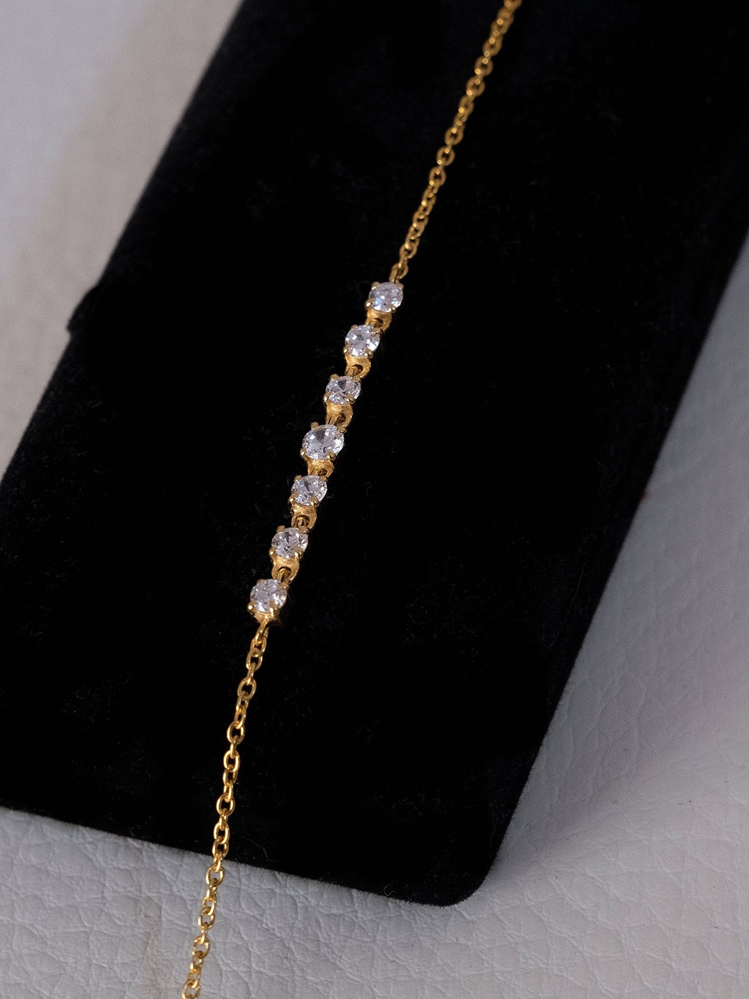 Anushka Jain Jewellery Women 925 Sterling Silver Gold-Plated CZ Half Tennis Chain Bracelet
Anushka Jain Jewellery Women 925 Sterling Silver Gold-Plated CZ Half Tennis Chain Bracelet