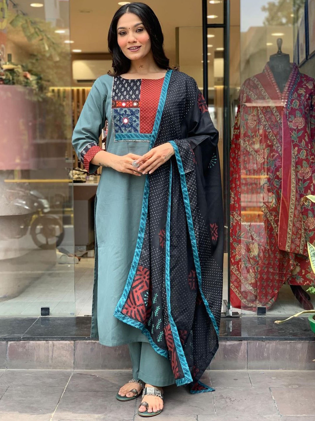 ZEEPKART Ethnic Motifs Printed Mirror Work Straight Kurta With Trousers & Dupatta, Turquoise blue
ZEEPKART Ethnic Motifs Printed Mirror Work Straight Kurta With Trousers & Dupatta, Turquoise blue