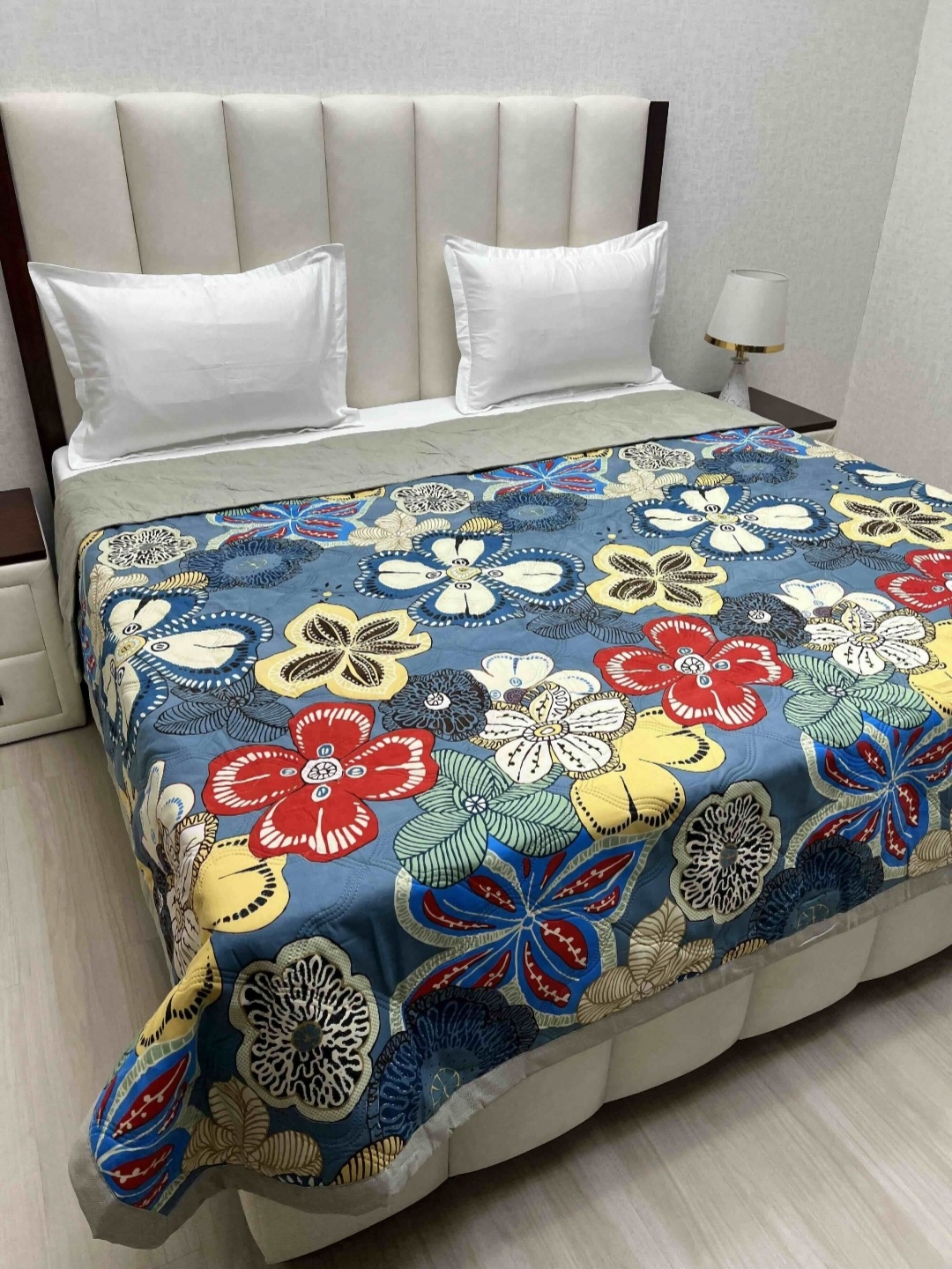Pure Decor Blue & Yellow Floral Printed Microfiber AC Room 300 GSM Double Bed Comforter
Pure Decor Blue & Yellow Floral Printed Microfiber AC Room 300 GSM Double Bed Comforter