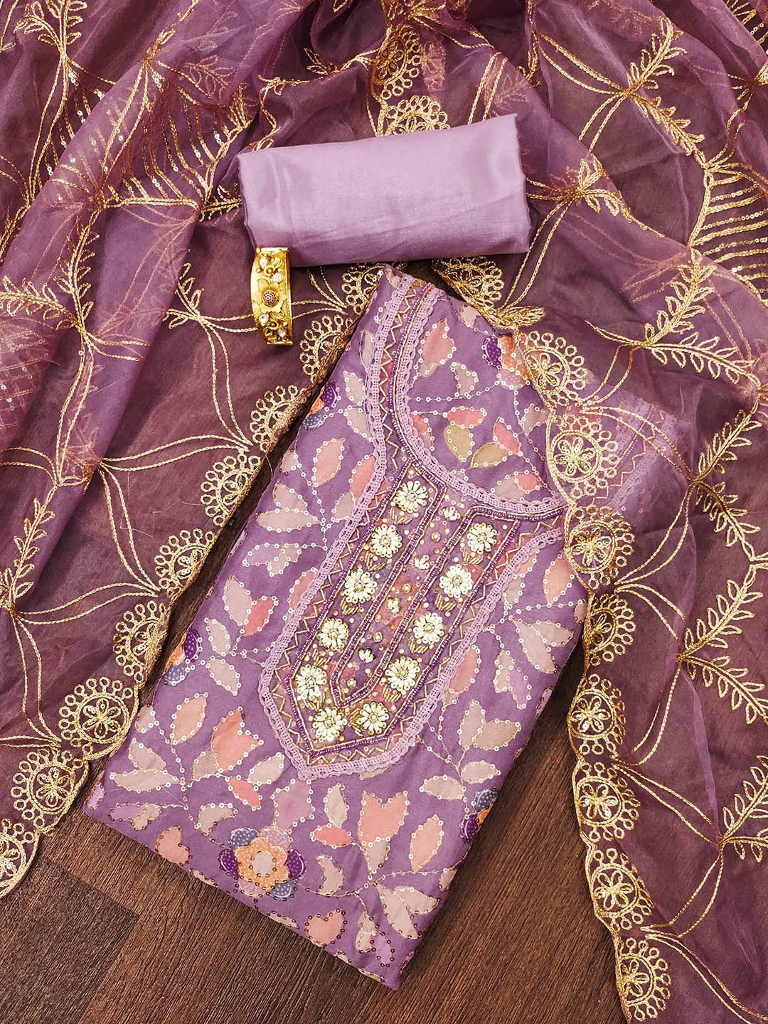 SAINOOR Floral Beads and Stones Embroidered Organza Semi-Stitched Dress Material, Purple
SAINOOR Floral Beads and Stones Embroidered Organza Semi-Stitched Dress Material, Purple