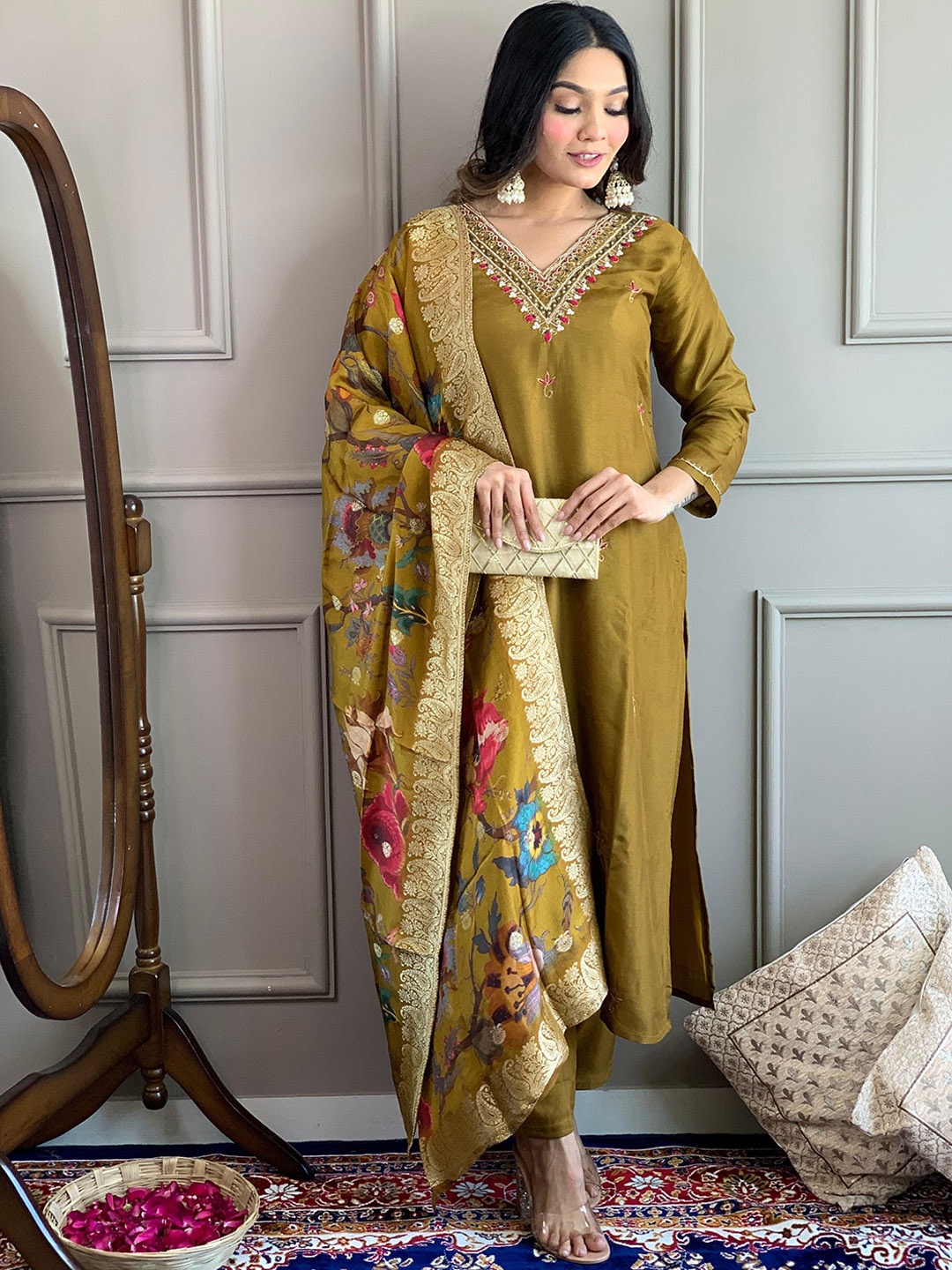 A.V.M. SILK MILLS Women Floral Embroidered Regular Kurta with Trousers & With Dupatta, Mustard
A.V.M. SILK MILLS Women Floral Embroidered Regular Kurta with Trousers & With Dupatta, Mustard