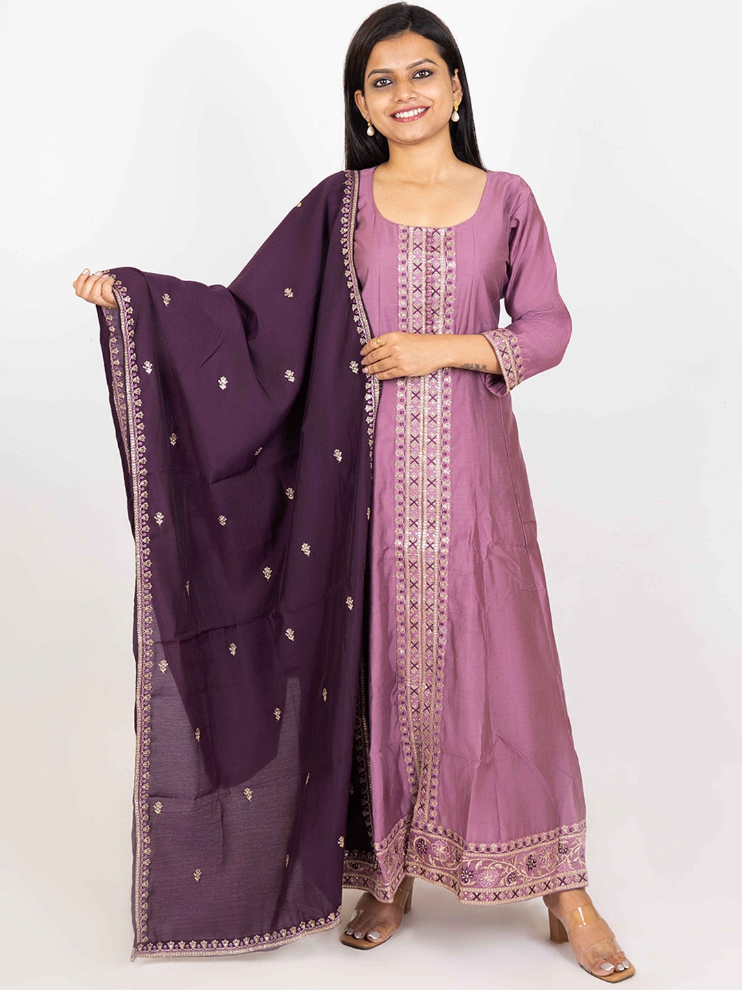The Kalakriti House Floral Embroidered Pure Silk Anarkali Kurta With Trousers & Dupatta, Purple
The Kalakriti House Floral Embroidered Pure Silk Anarkali Kurta With Trousers & Dupatta, Purple