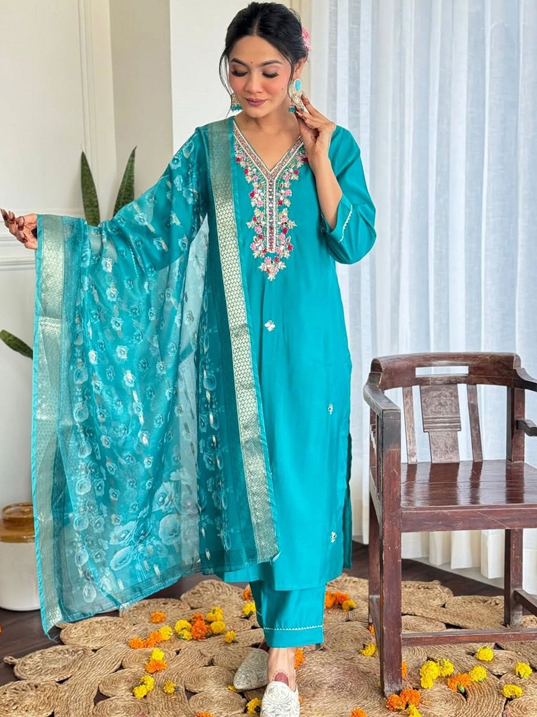ZEEPKART Floral Embroidered V-Neck Beads & Stones Straight Kurta With Trousers & Dupatta, Turquoise blue
ZEEPKART Floral Embroidered V-Neck Beads & Stones Straight Kurta With Trousers & Dupatta, Turquoise blue
